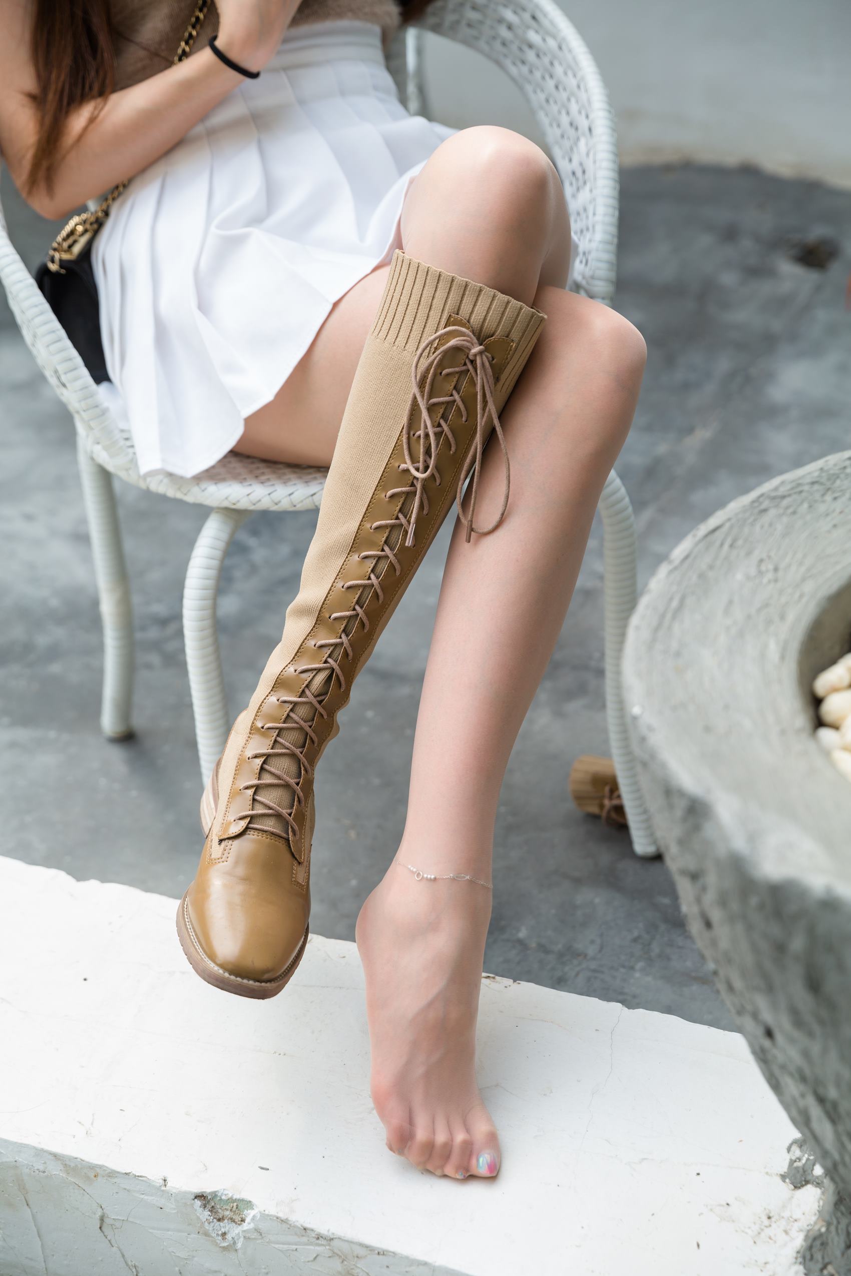 图片[45]-网紅Coser@Sia不吃鱼 纯白超短裙 [117P] – 速更版-美库