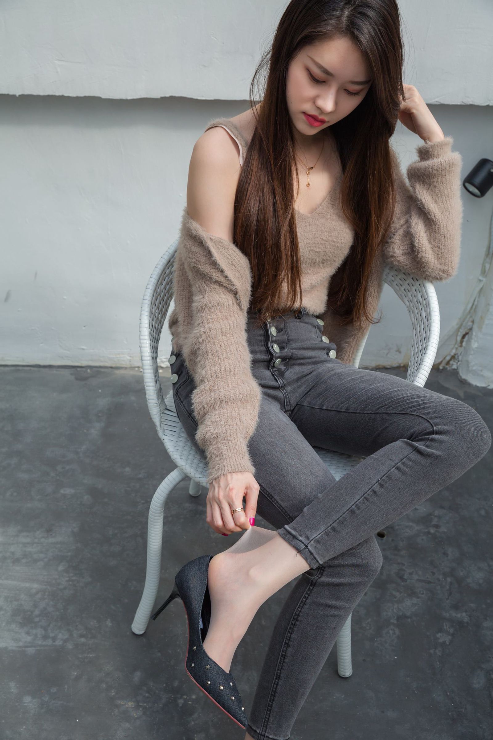 图片[45]-网紅Coser@Sia不吃鱼 蜜大腿白哲jiojio [128P] – 速更版-美库