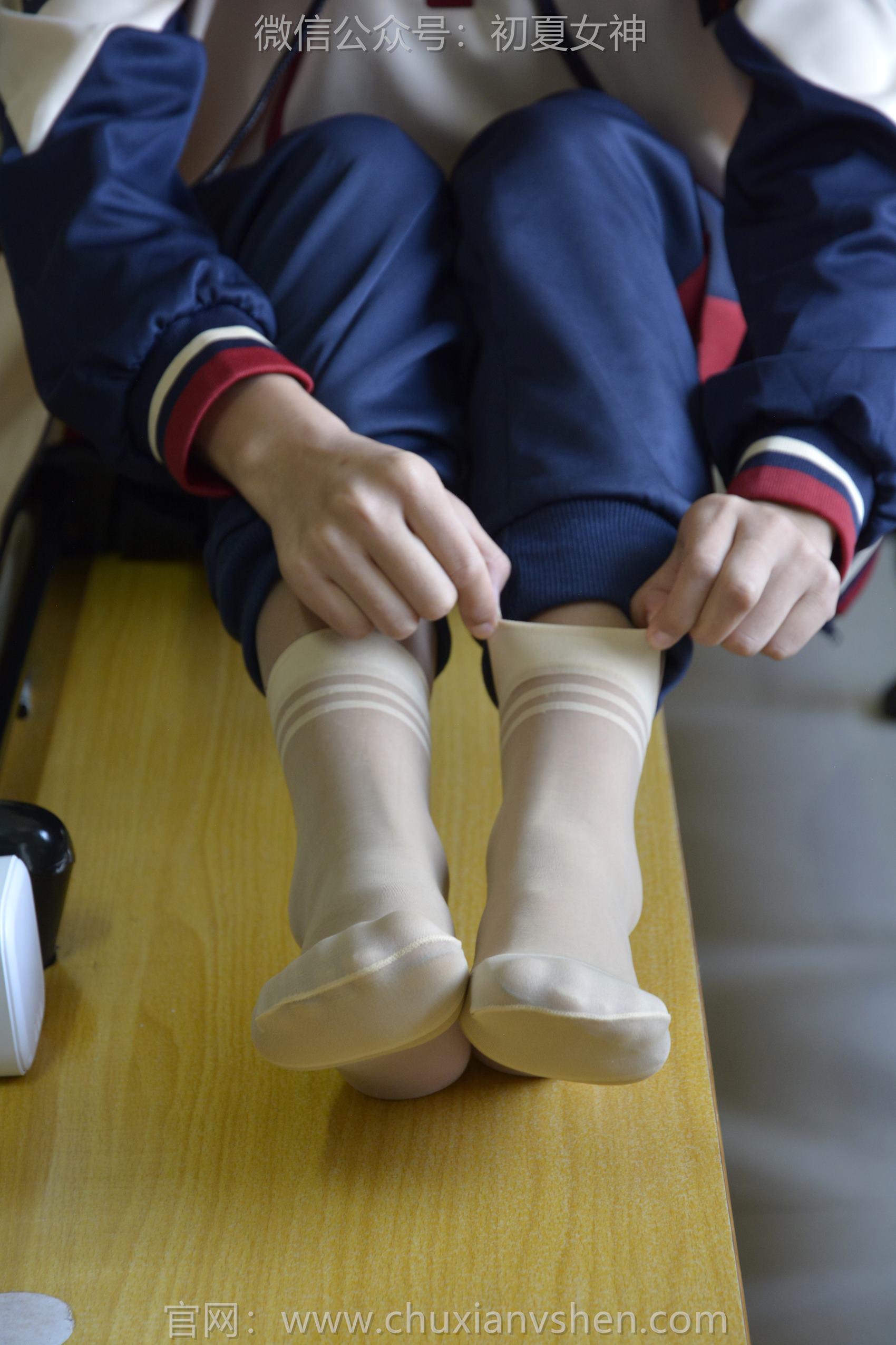 图片[29]-初夏女神 NO.125 点点 英伦风校服[140P] – 速更版-美库