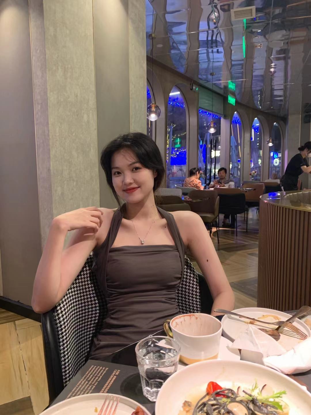 图片[108]-鱼鱼足影@086-第95期：蓉蓉38码[120P] – 速更版-美库