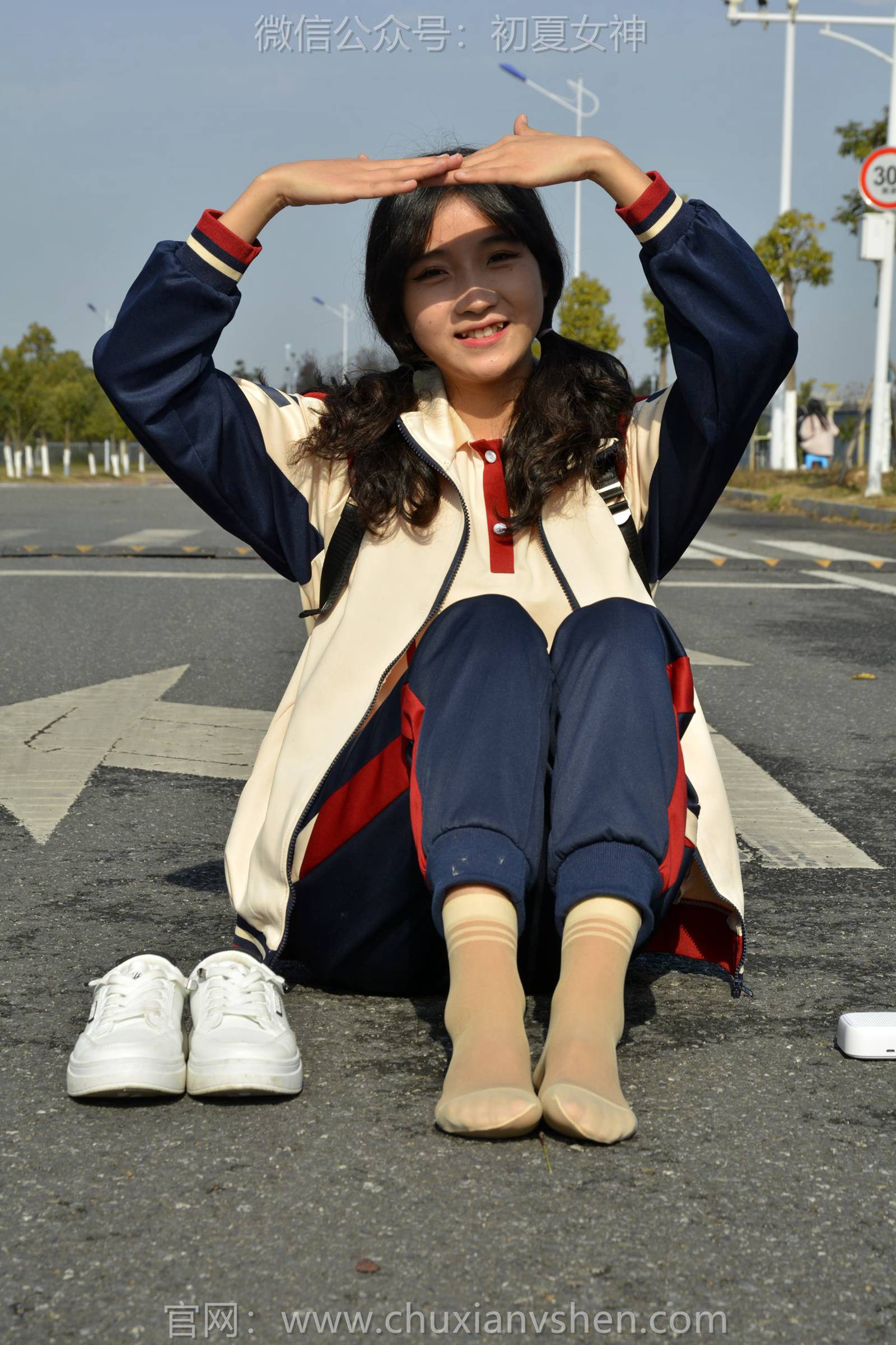 图片[107]-初夏女神 NO.125 点点 英伦风校服[140P] – 速更版-美库