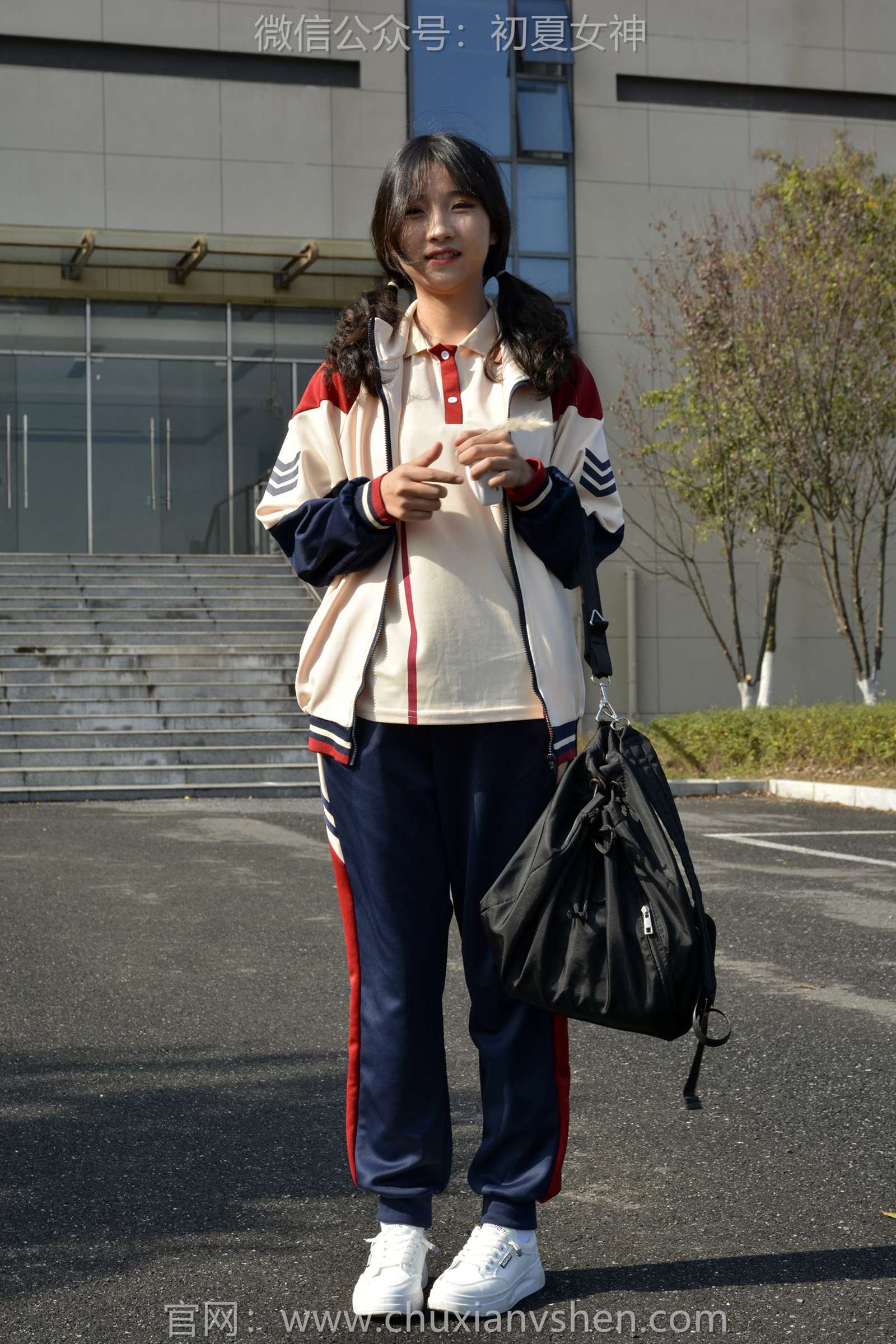 图片[123]-初夏女神 NO.125 点点 英伦风校服[140P] – 速更版-美库