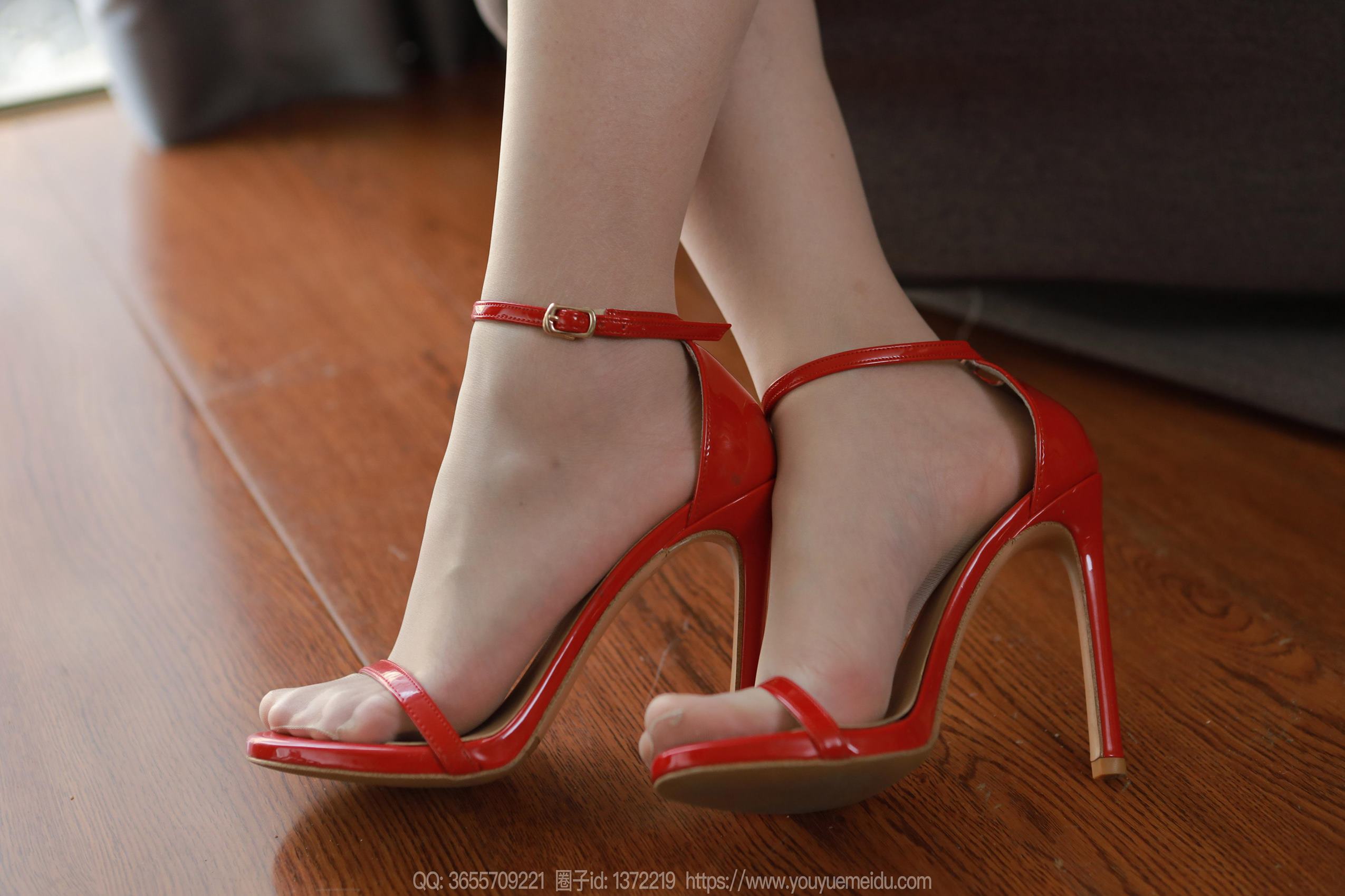 图片[47]-[IESS异思趣向] 2024.04.05 丝享家1708：小婕《红》[81P] – 速更版-美库