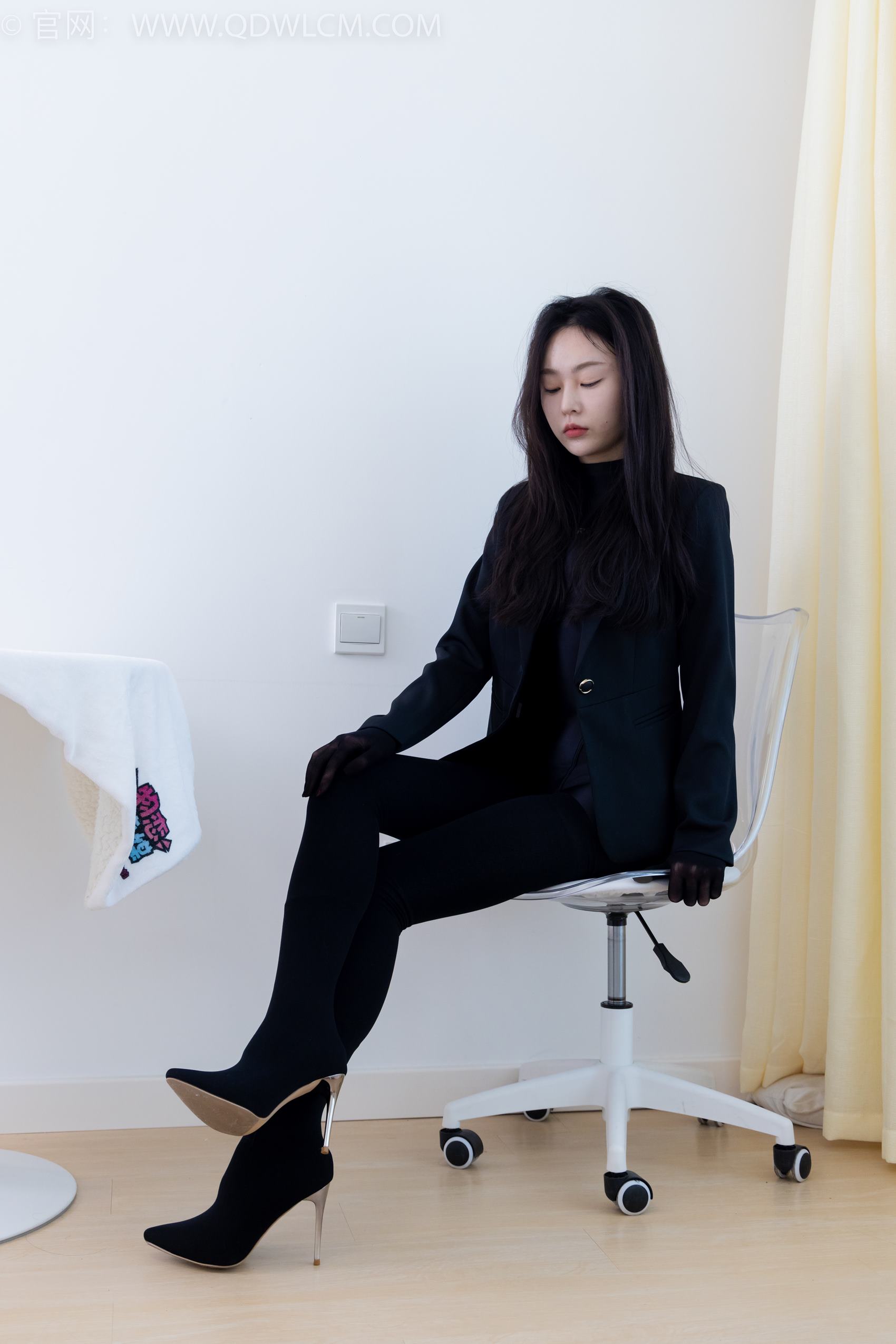 图片[20]-物恋传媒 NO.1924 美兔-倚窗听雨[170P] – 速更版-美库