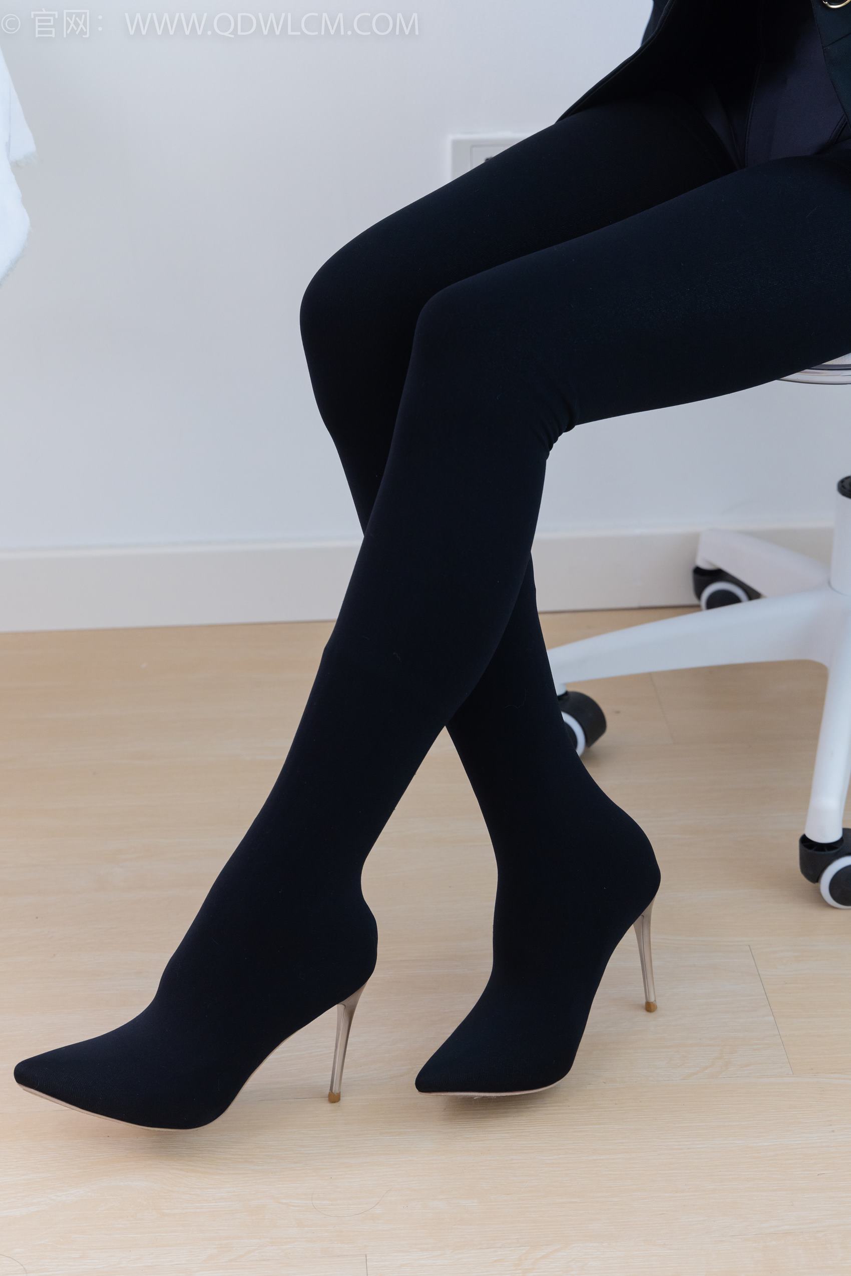 图片[26]-物恋传媒 NO.1924 美兔-倚窗听雨[170P] – 速更版-美库