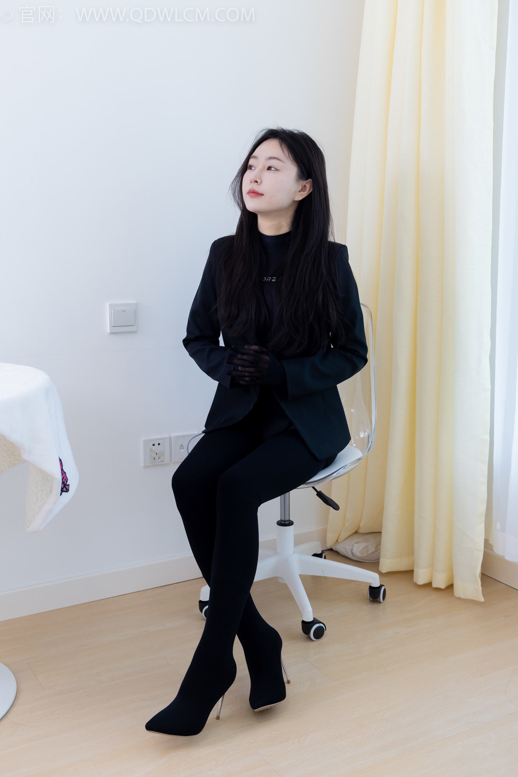 图片[31]-物恋传媒 NO.1924 美兔-倚窗听雨[170P] – 速更版-美库