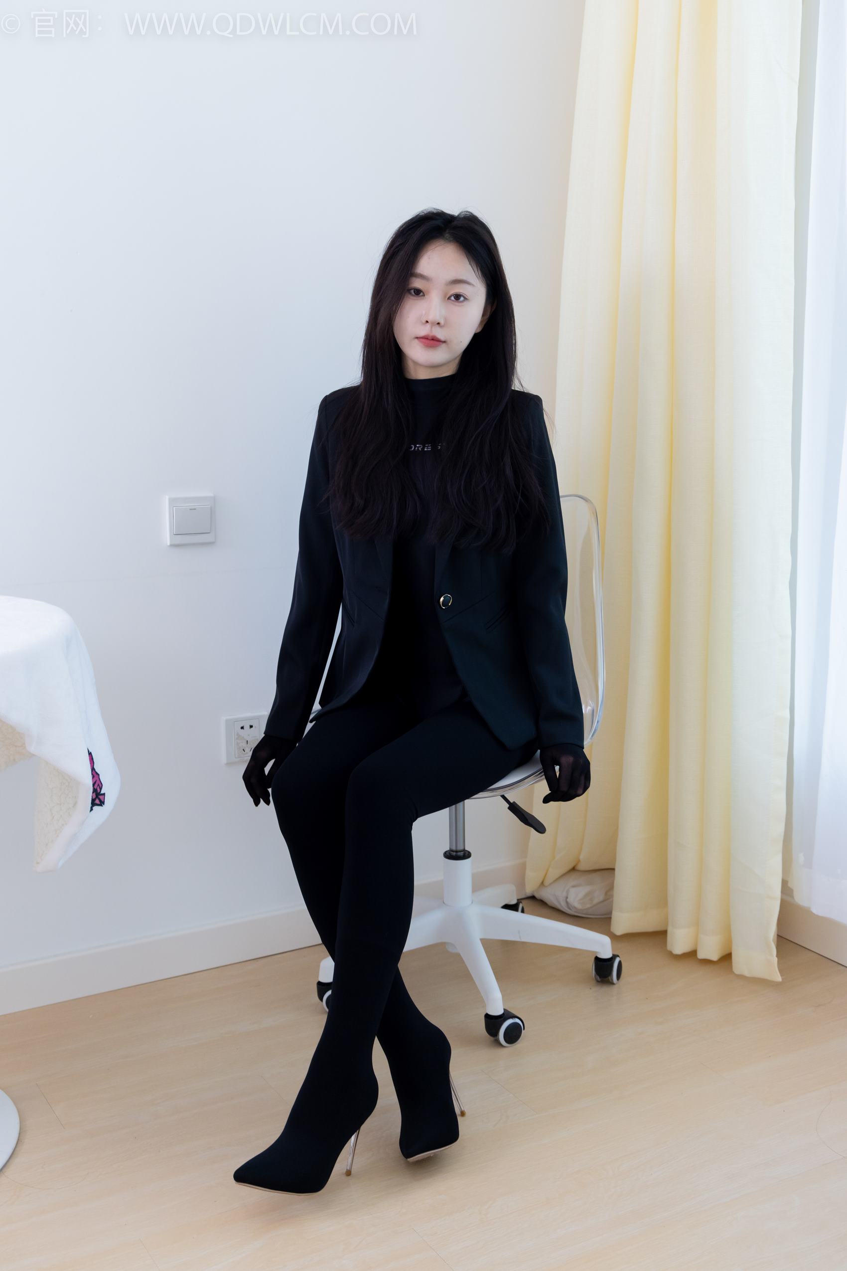 图片[33]-物恋传媒 NO.1924 美兔-倚窗听雨[170P] – 速更版-美库