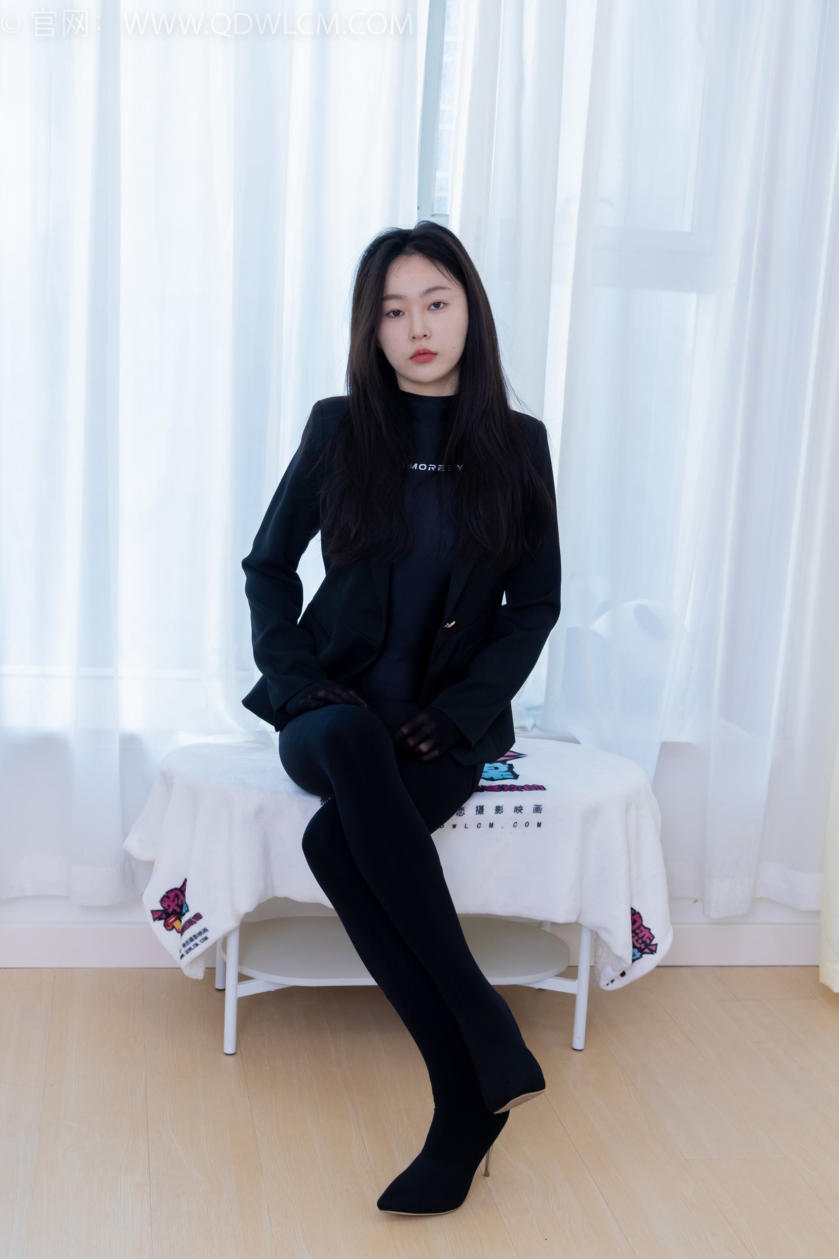 图片[46]-物恋传媒 NO.1924 美兔-倚窗听雨[170P] – 速更版-美库