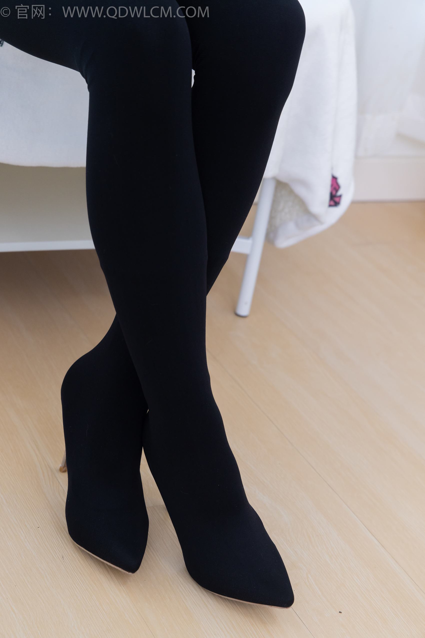 图片[54]-物恋传媒 NO.1924 美兔-倚窗听雨[170P] – 速更版-美库