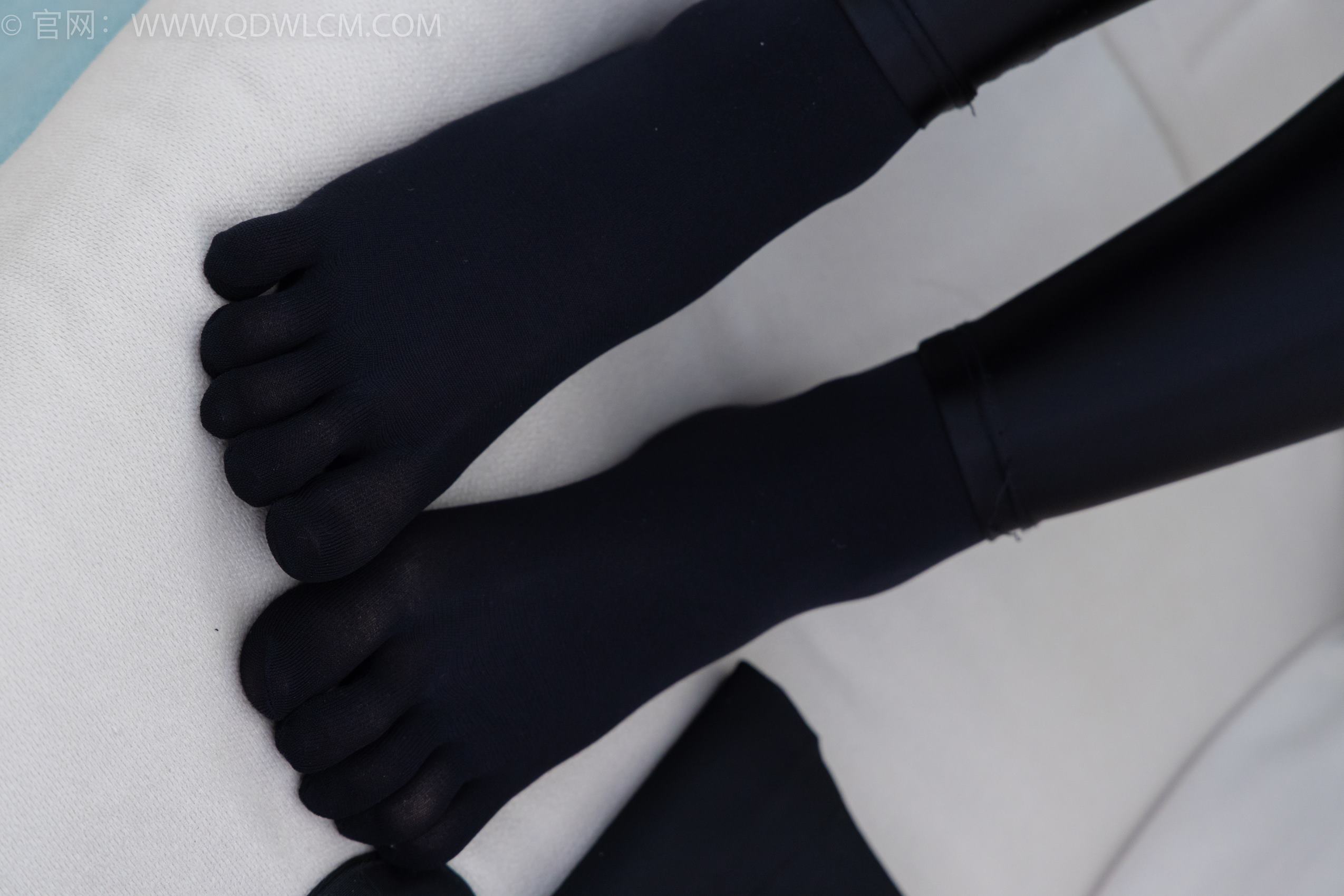 图片[86]-物恋传媒 NO.1924 美兔-倚窗听雨[170P] – 速更版-美库