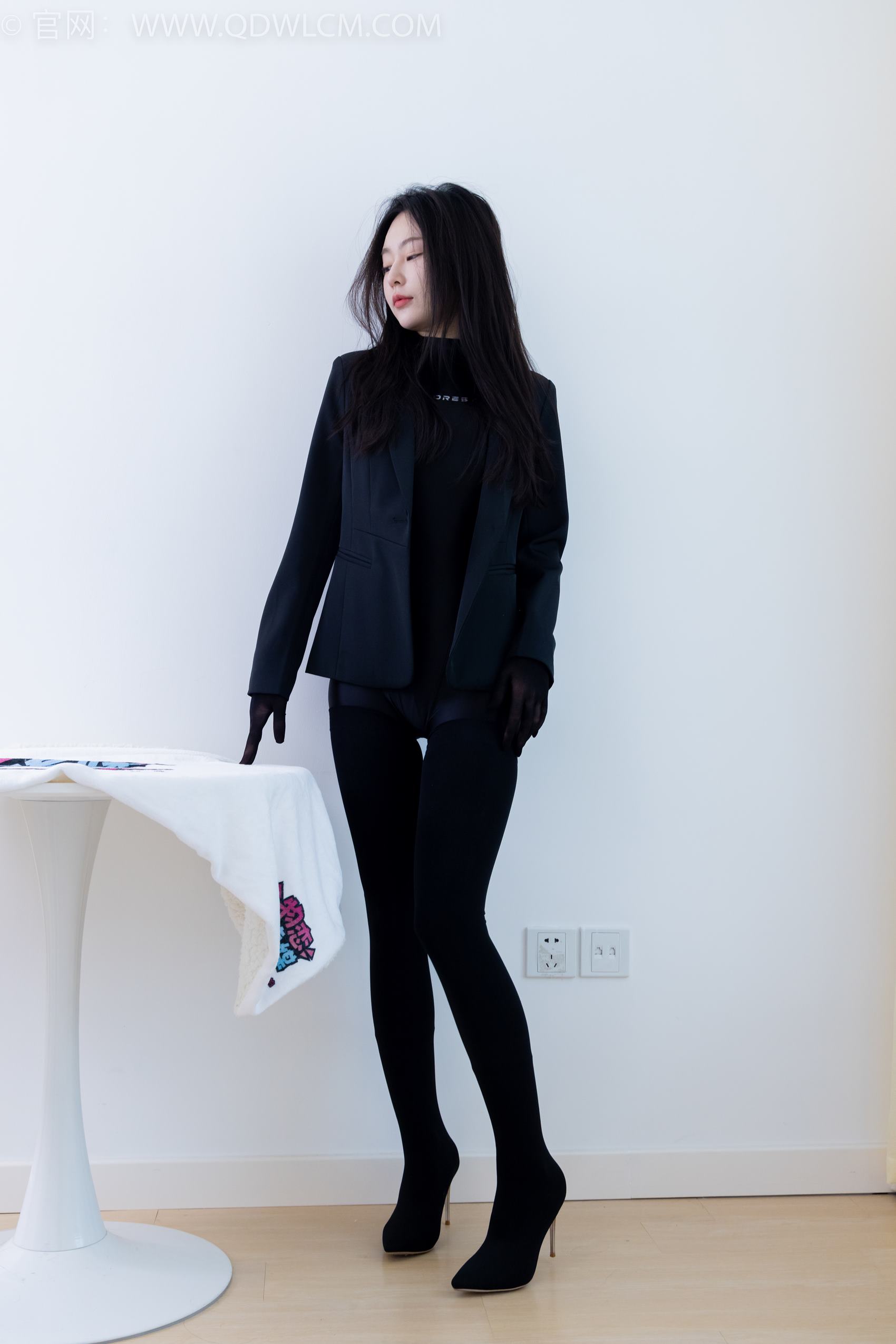 图片[165]-物恋传媒 NO.1924 美兔-倚窗听雨[170P] – 速更版-美库