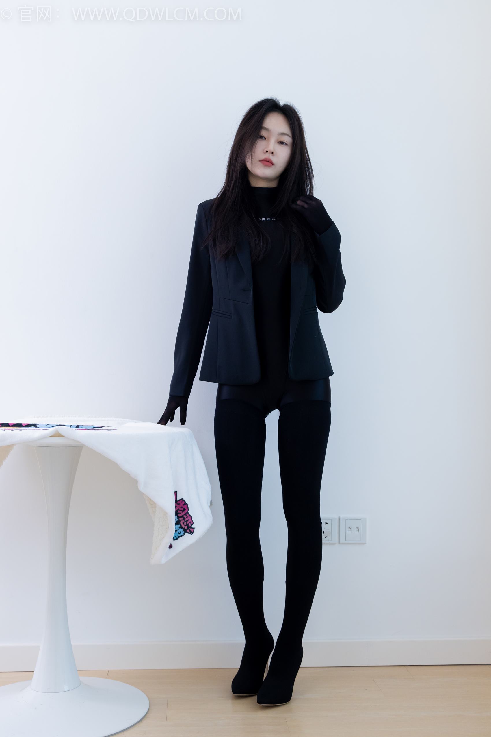 图片[166]-物恋传媒 NO.1924 美兔-倚窗听雨[170P] – 速更版-美库