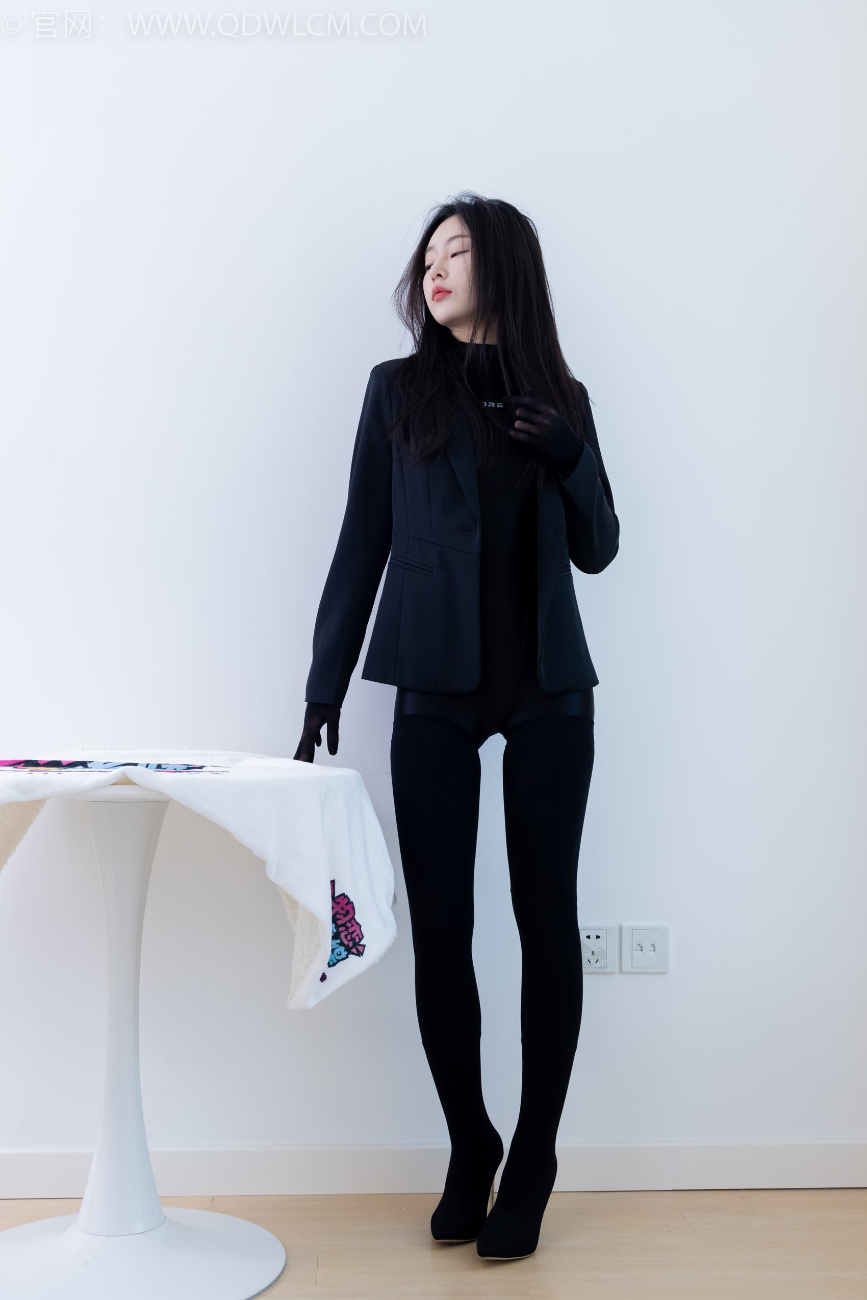 图片[167]-物恋传媒 NO.1924 美兔-倚窗听雨[170P] – 速更版-美库