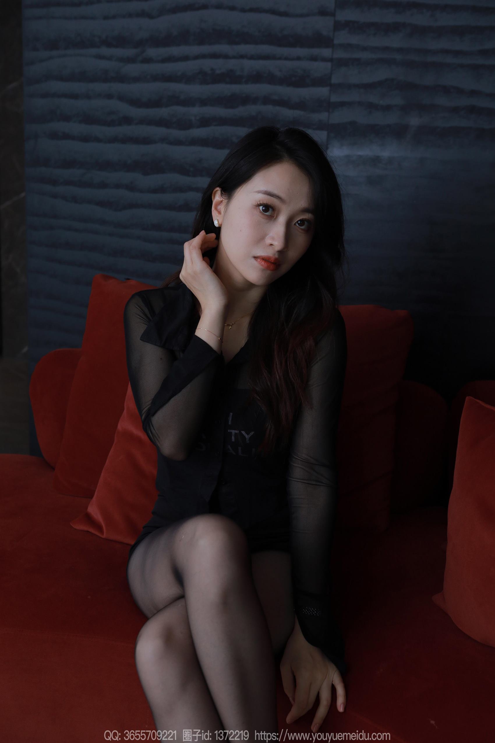 图片[36]-[IESS异思趣向] 2024.04.08 丝享家1710：小婕《红色沙发（上）》[89P] – 速更版-美库