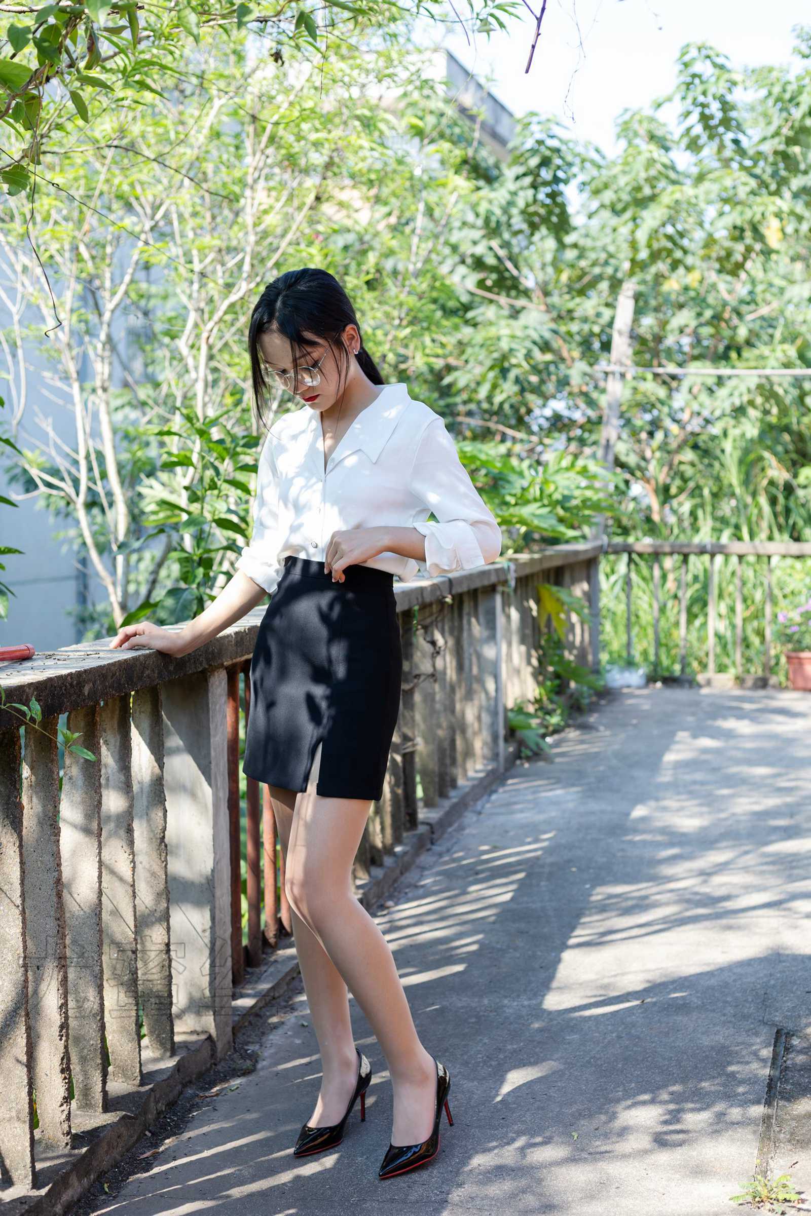 图片[37]-尤蜜丝 NO.080 穿搭推广展示图集[87P] – 速更版-美库