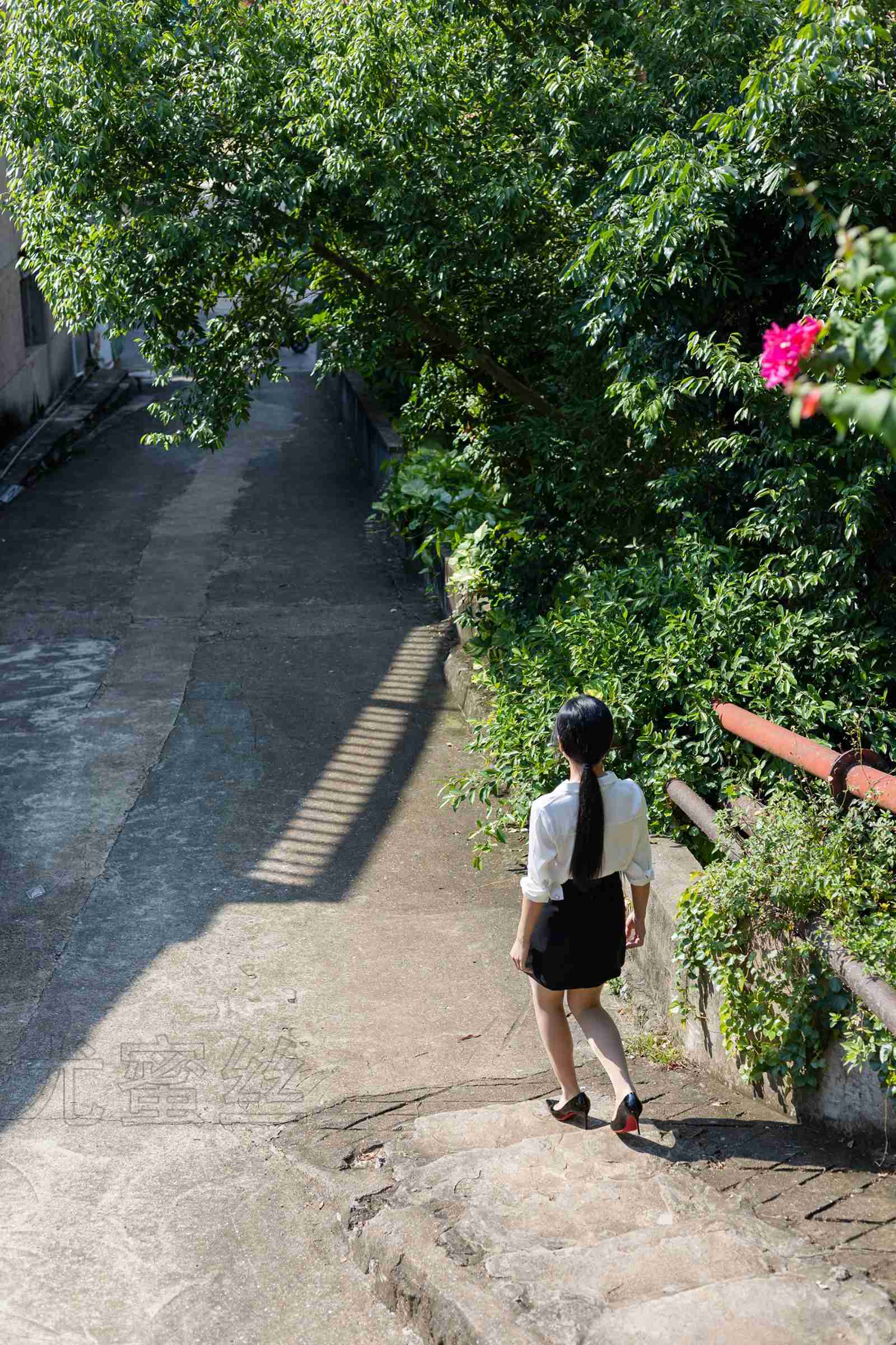 图片[41]-尤蜜丝 NO.080 穿搭推广展示图集[87P] – 速更版-美库