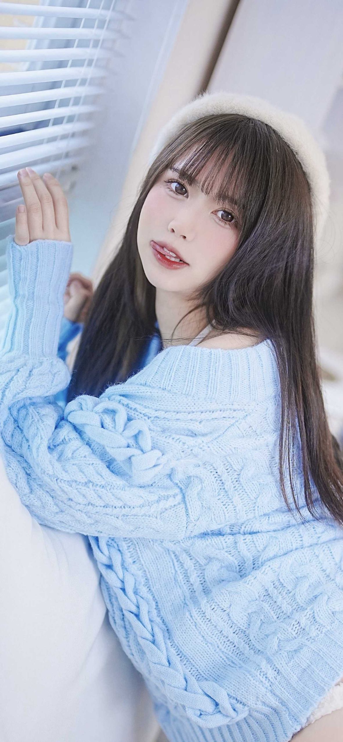 图片[21]-Tina很妖孽呀  – 蓝色秋冬毛衣[22P] – 速更版-美库