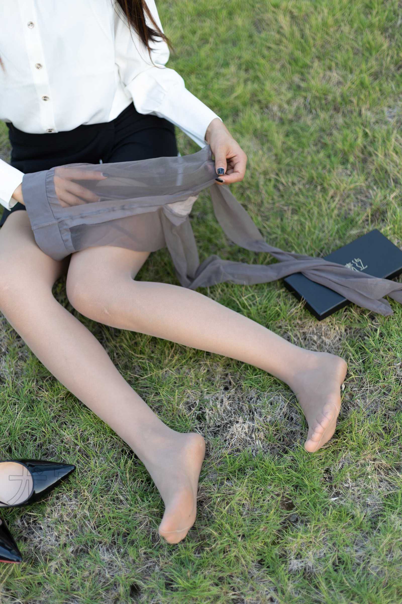 图片[18]-尤蜜丝 NO.081 穿搭推广展示图集[70P] – 速更版-美库