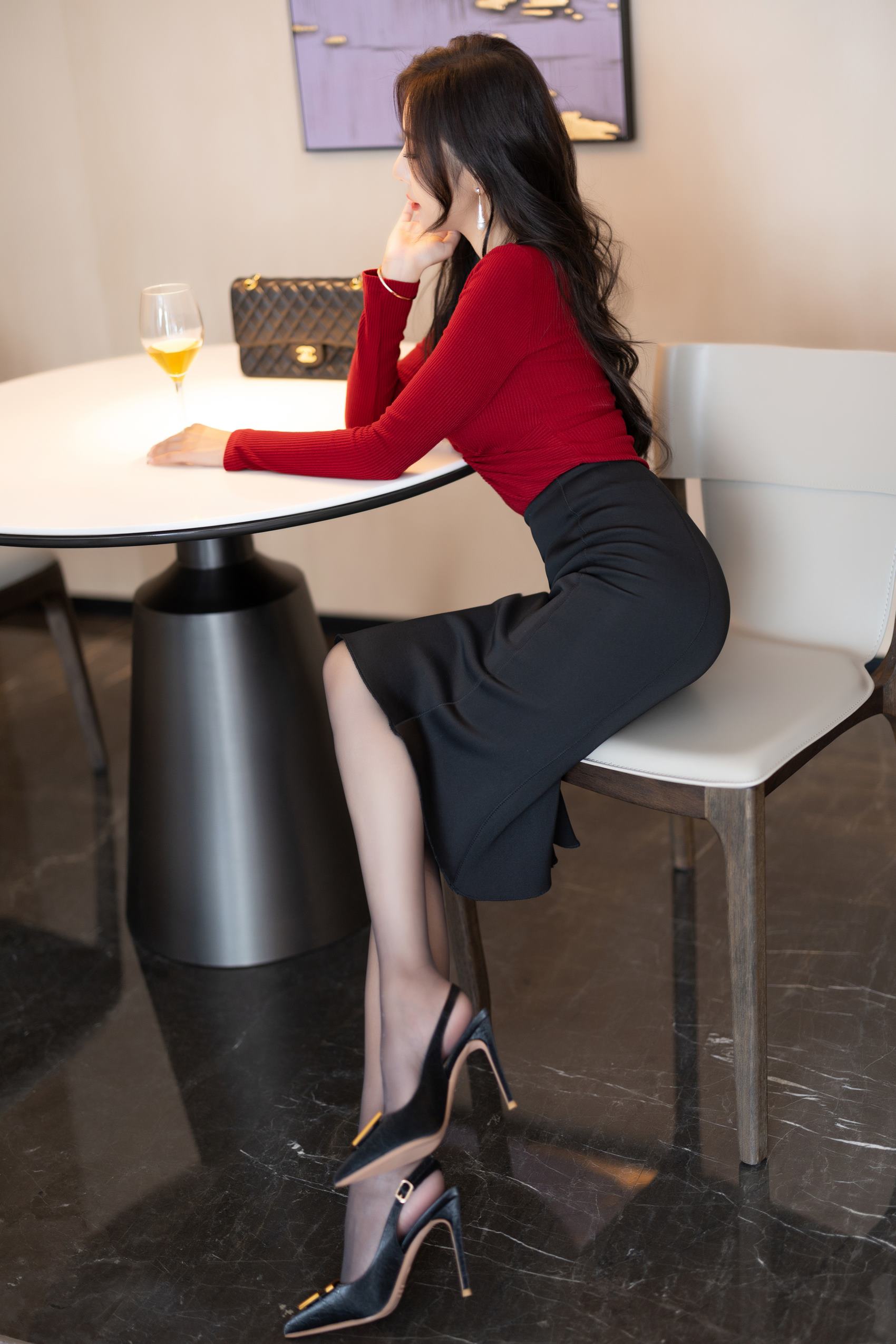 图片[31]-秀人模特@王馨瑶Yanni -内部私购 黑色鱼尾裙 [50P] – 速更版-美库