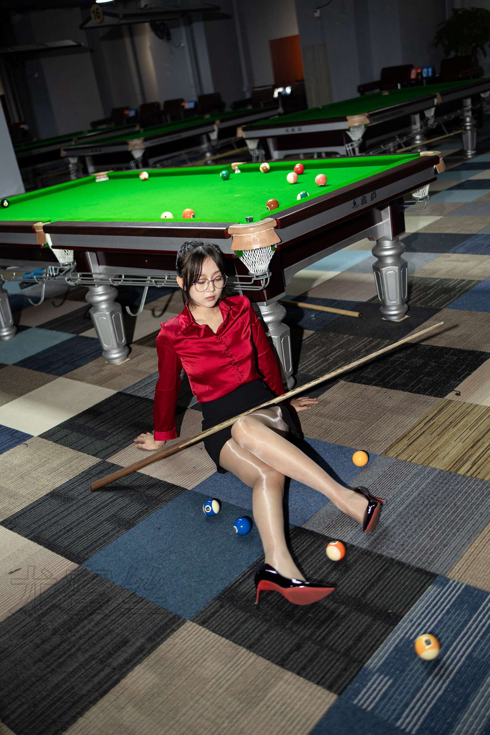 图片[13]-尤蜜丝 NO.082 穿搭推广展示图集[68P] – 速更版-美库