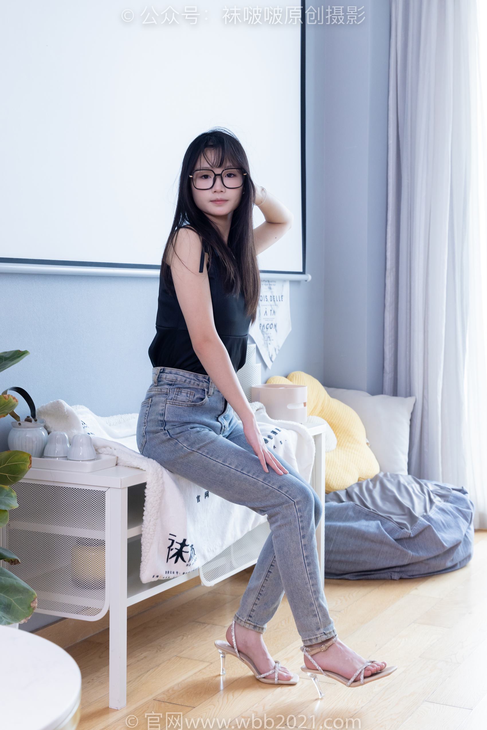 图片[31]-[BoBoSocks袜啵啵]NO.359 甜甜圈-板鞋、高跟鞋、牛仔裤、裸足、连衣裙、肉丝[180P] – 速更版-美库