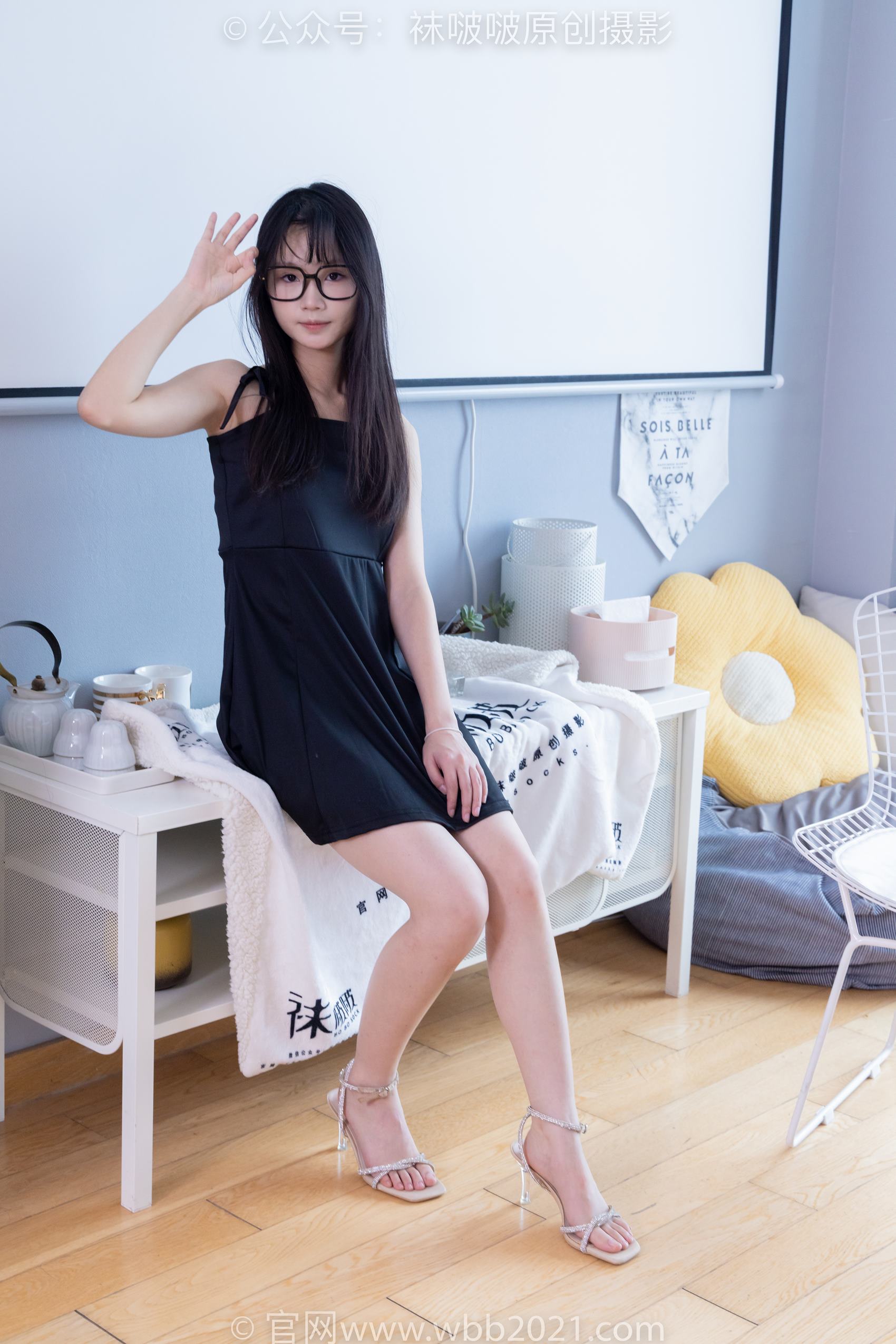 图片[49]-[BoBoSocks袜啵啵]NO.359 甜甜圈-板鞋、高跟鞋、牛仔裤、裸足、连衣裙、肉丝[180P] – 速更版-美库