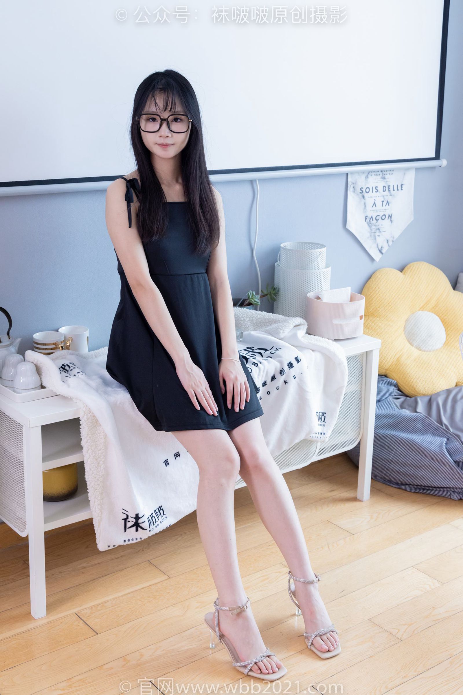 图片[58]-[BoBoSocks袜啵啵]NO.359 甜甜圈-板鞋、高跟鞋、牛仔裤、裸足、连衣裙、肉丝[180P] – 速更版-美库