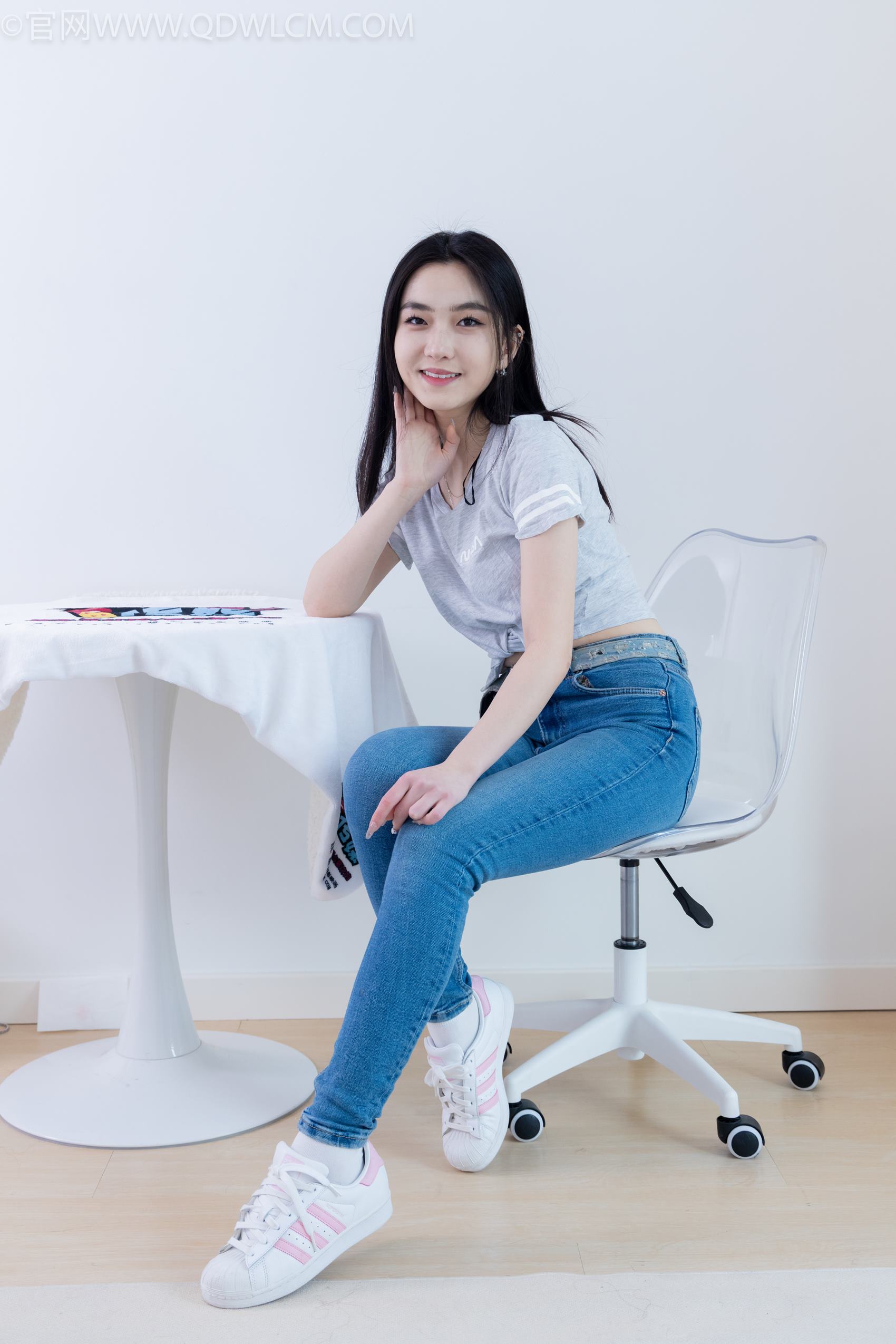 图片[35]-物恋传媒 NO.1928 川川-人心不足[161P] – 速更版-美库