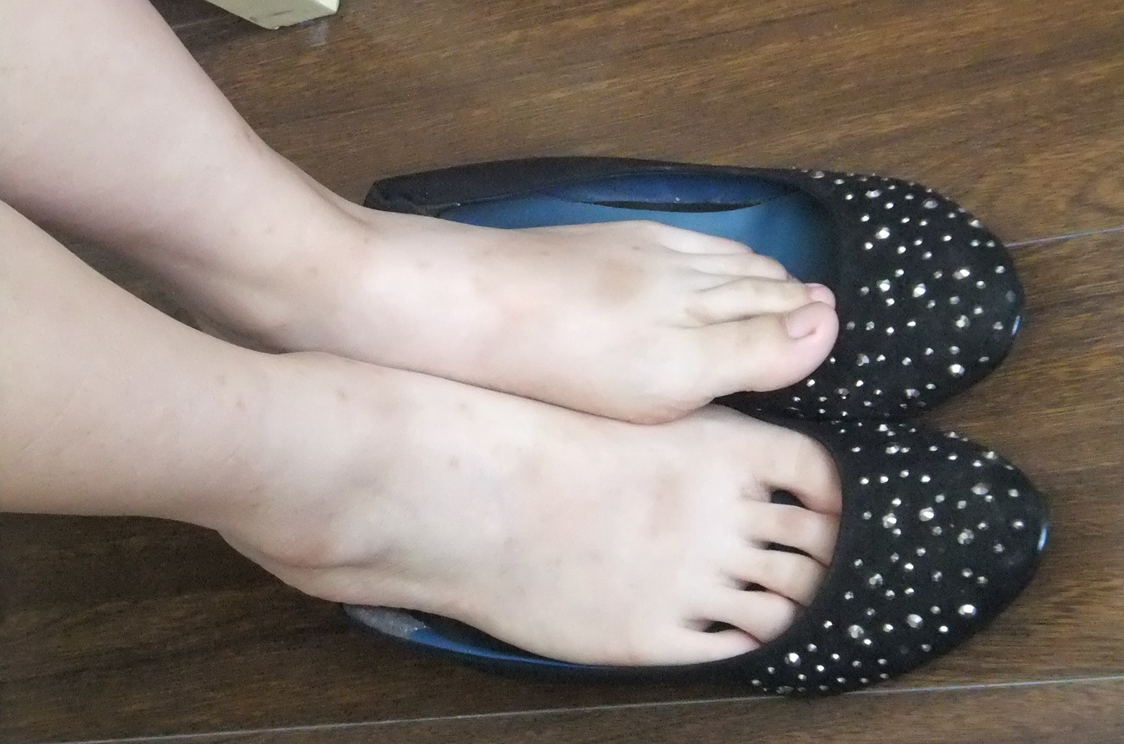 图片[30]-自由摄影 No.208 白嫩的玉足 [93P] – 速更版-美库