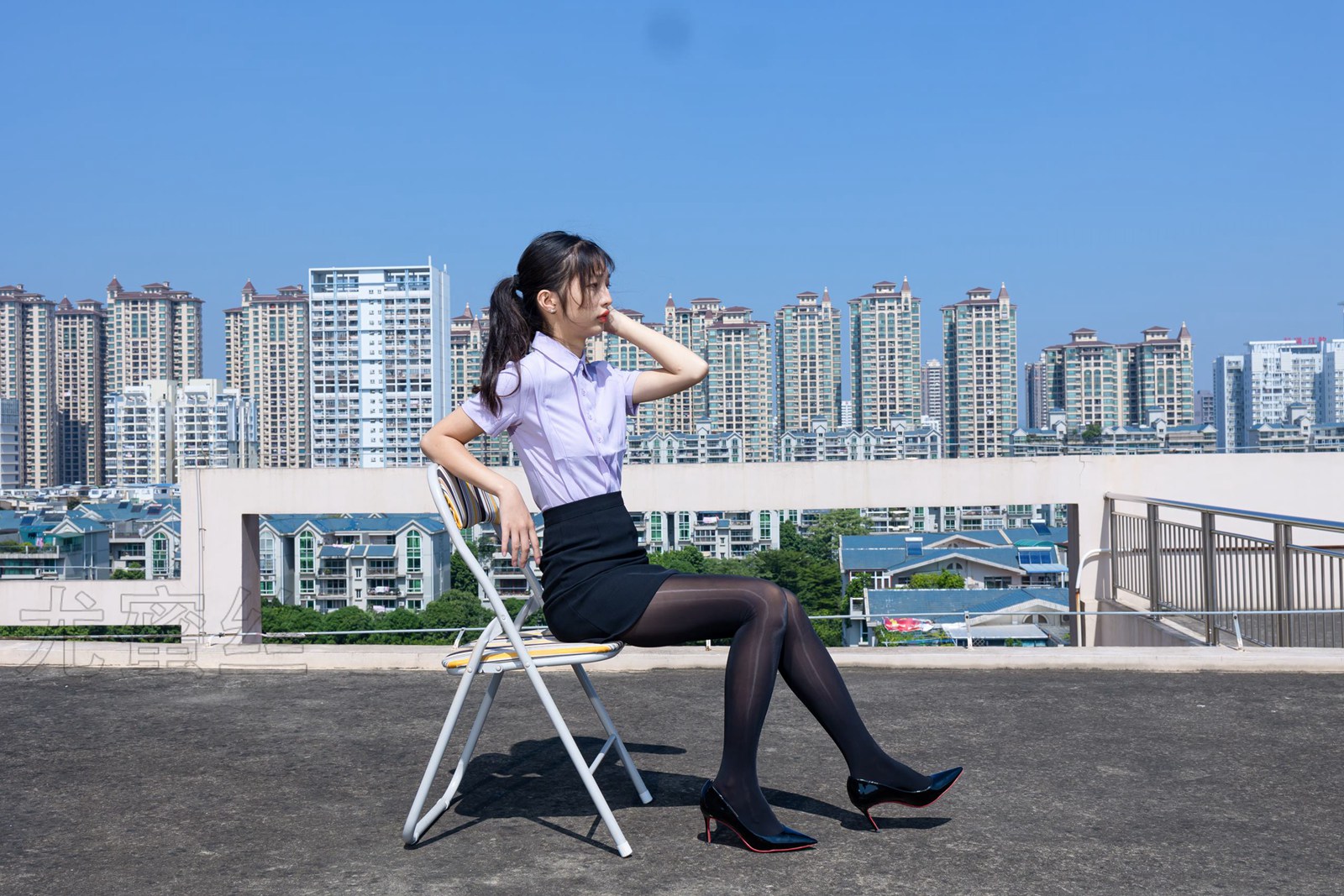 图片[57]-尤蜜丝 NO.083 穿搭推广展示图集[64P] – 速更版-美库