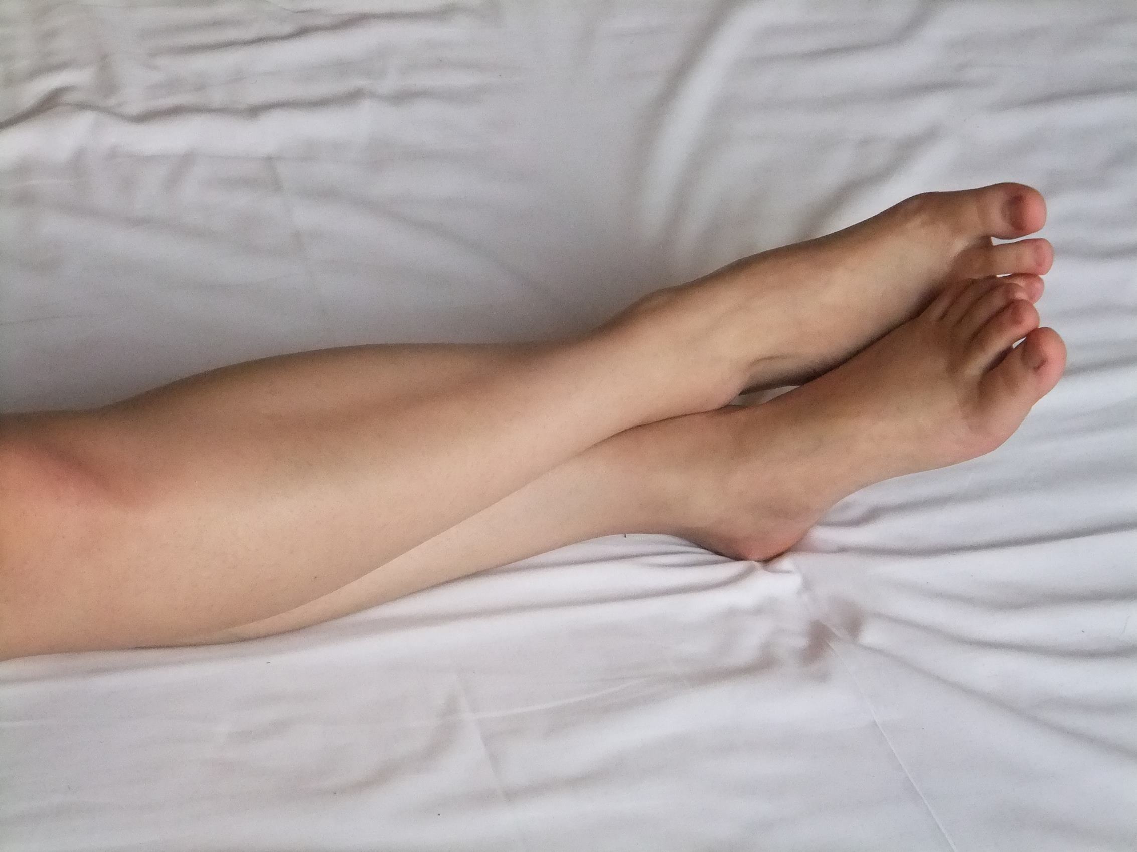 图片[24]-自由摄影 No.211 红嫩的玉足，白白的长腿 [82P] – 速更版-美库