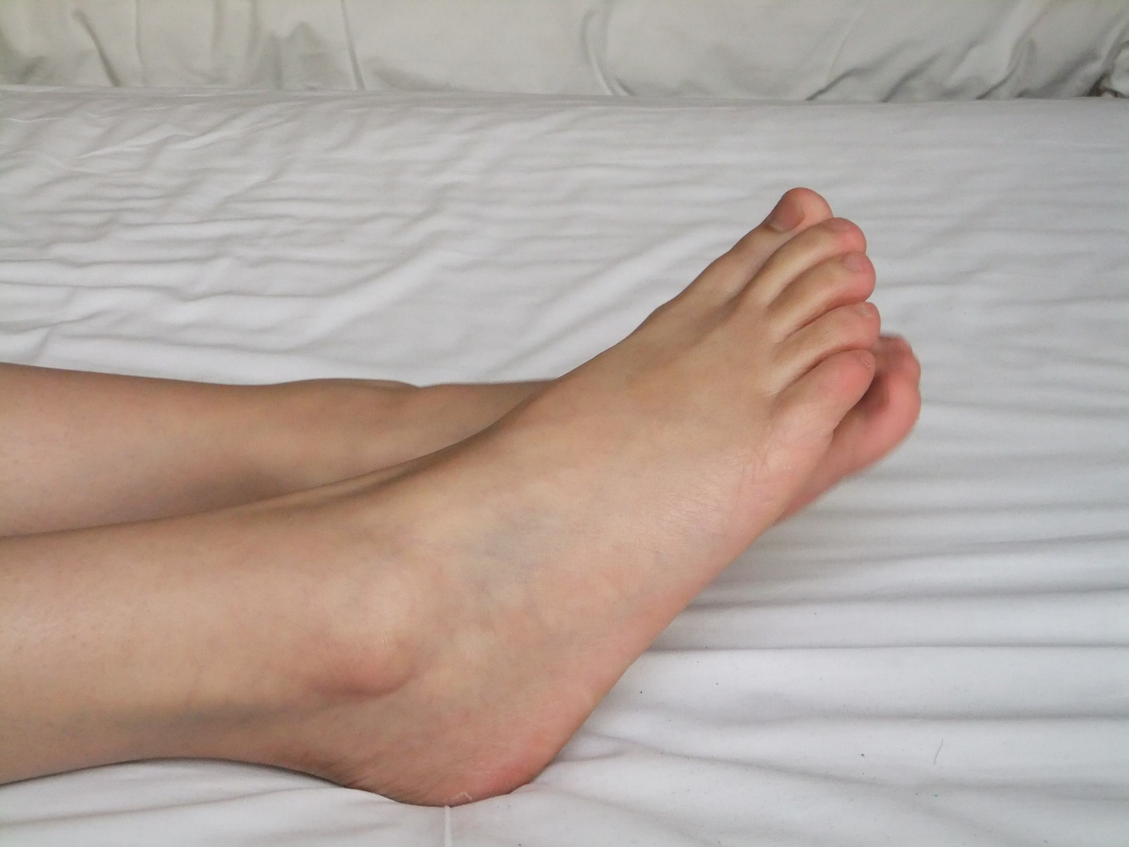 图片[48]-自由摄影 No.211 红嫩的玉足，白白的长腿 [82P] – 速更版-美库