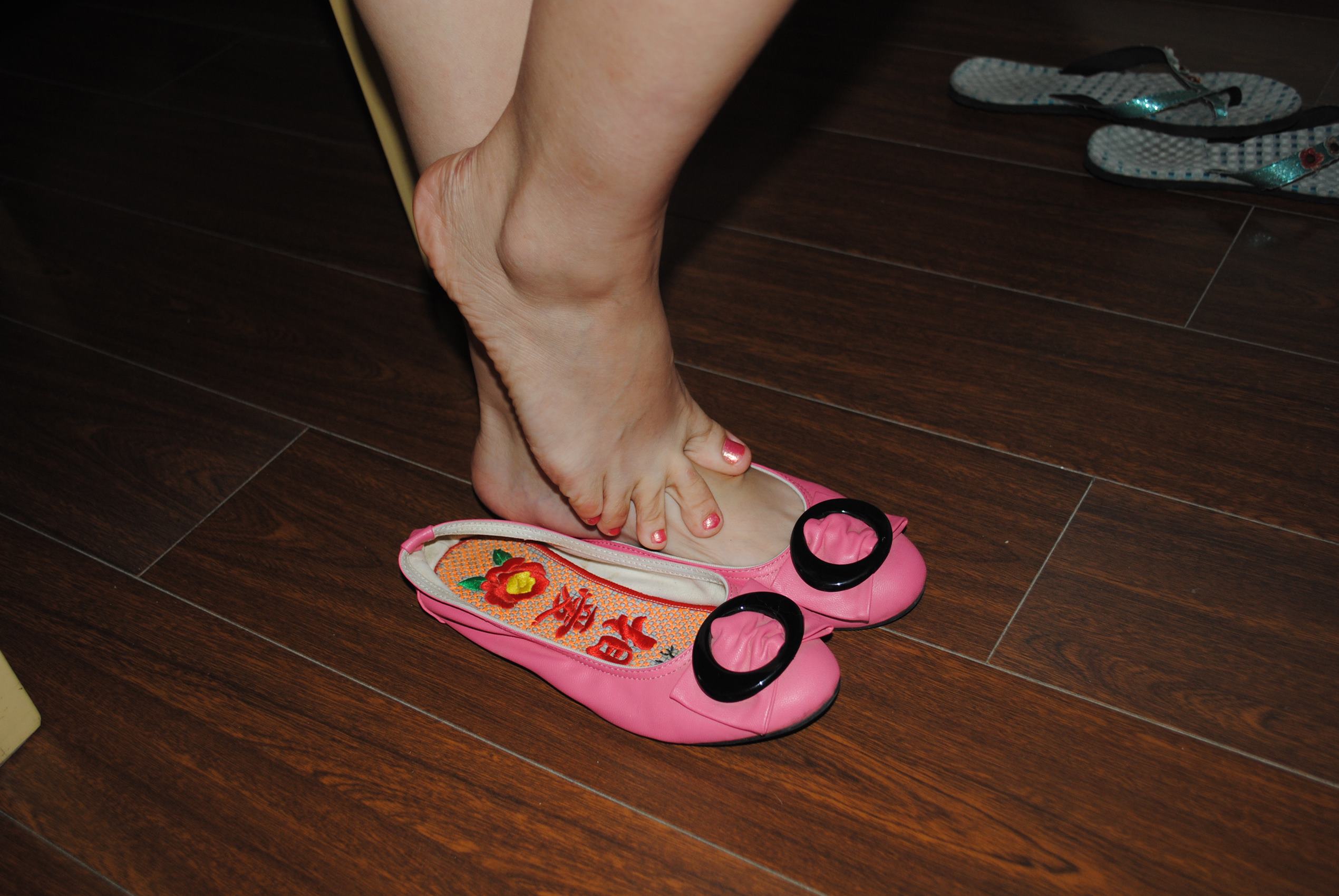 图片[18]-自由摄影 No.212 红甲魅力玉足 [83P] – 速更版-美库