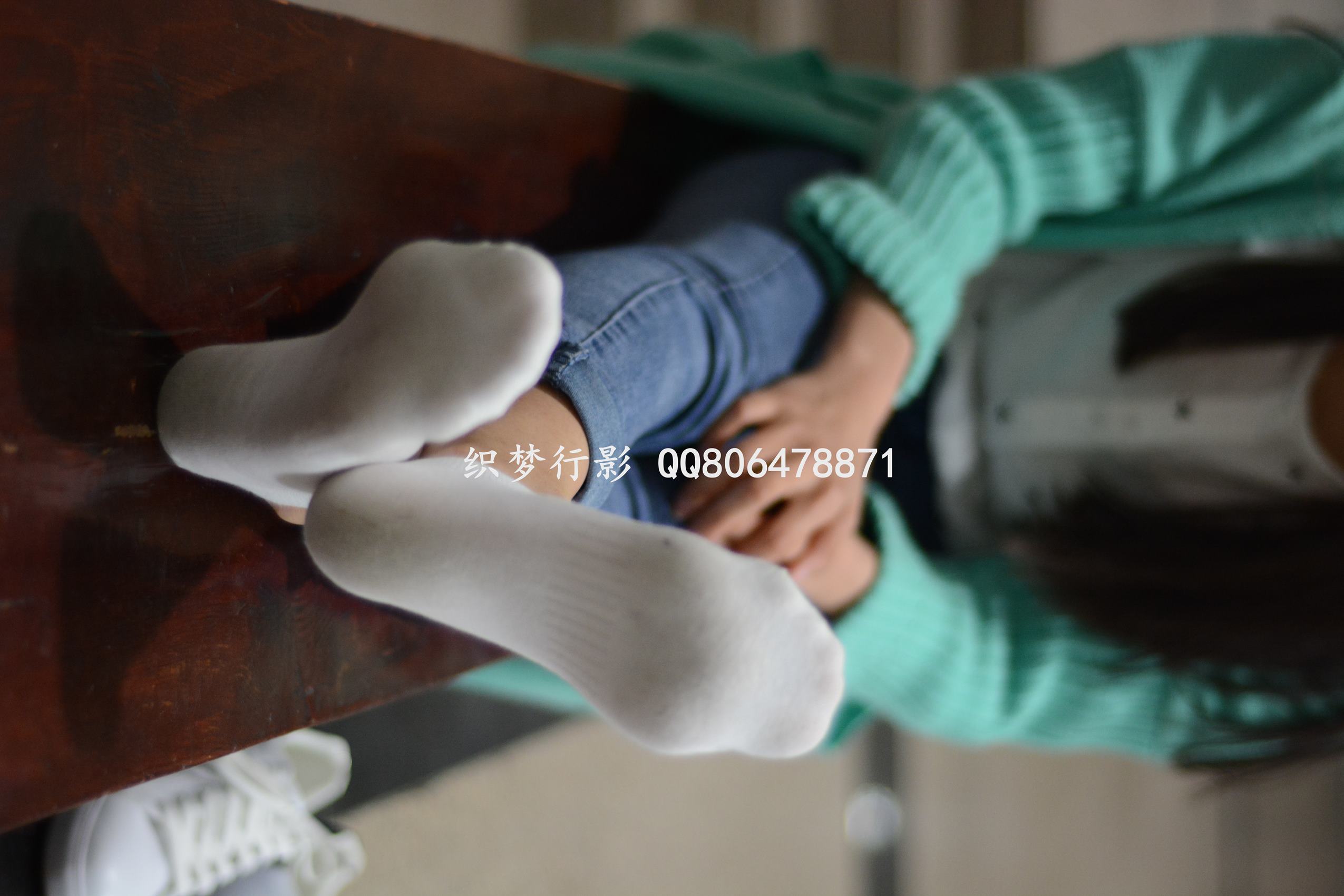 图片[111]-织梦行影@NO.014-第十四期 操场夜拍白袜小白鞋（夜拍）[171P] – 速更版-美库