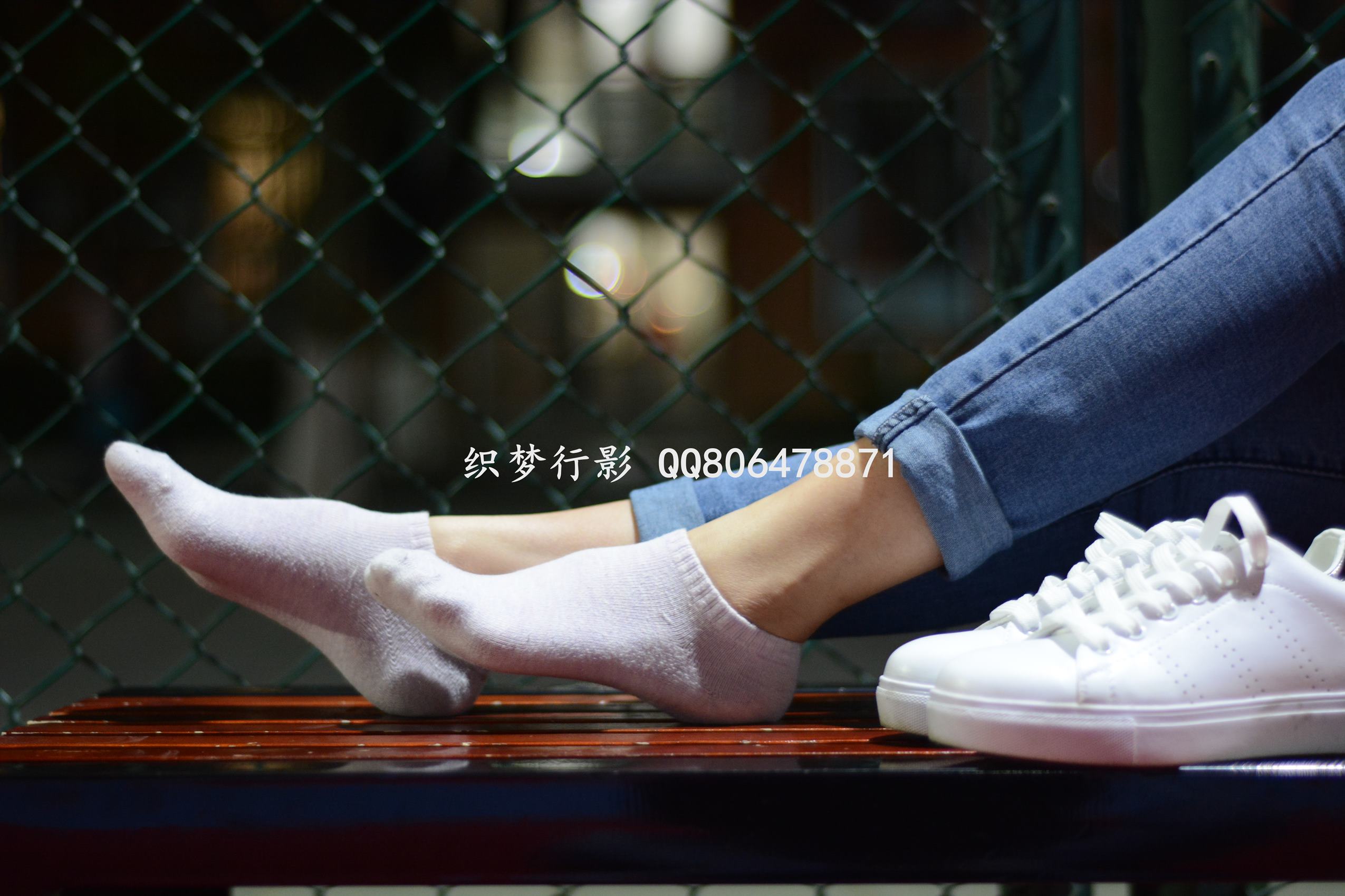 图片[129]-织梦行影@NO.014-第十四期 操场夜拍白袜小白鞋（夜拍）[171P] – 速更版-美库