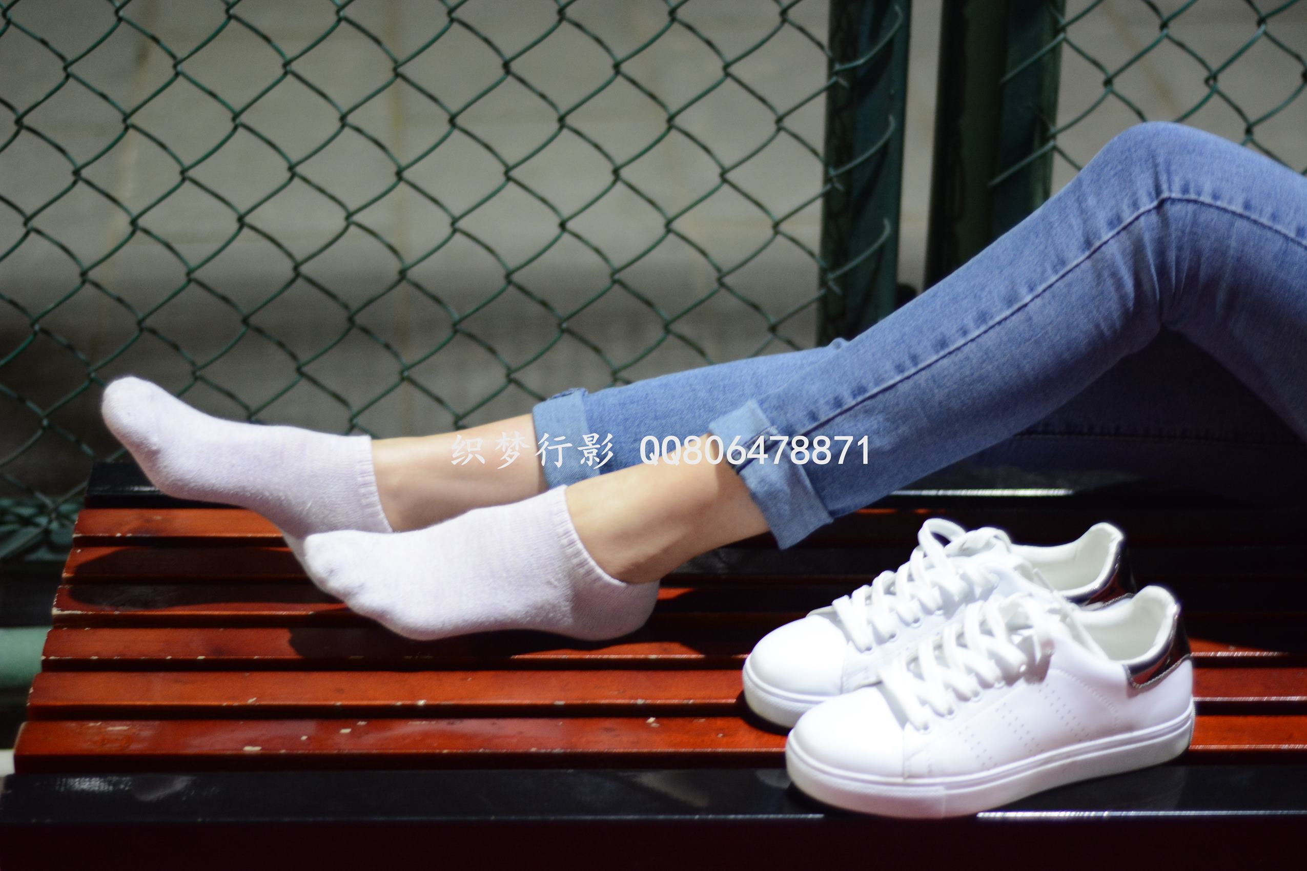 图片[130]-织梦行影@NO.014-第十四期 操场夜拍白袜小白鞋（夜拍）[171P] – 速更版-美库