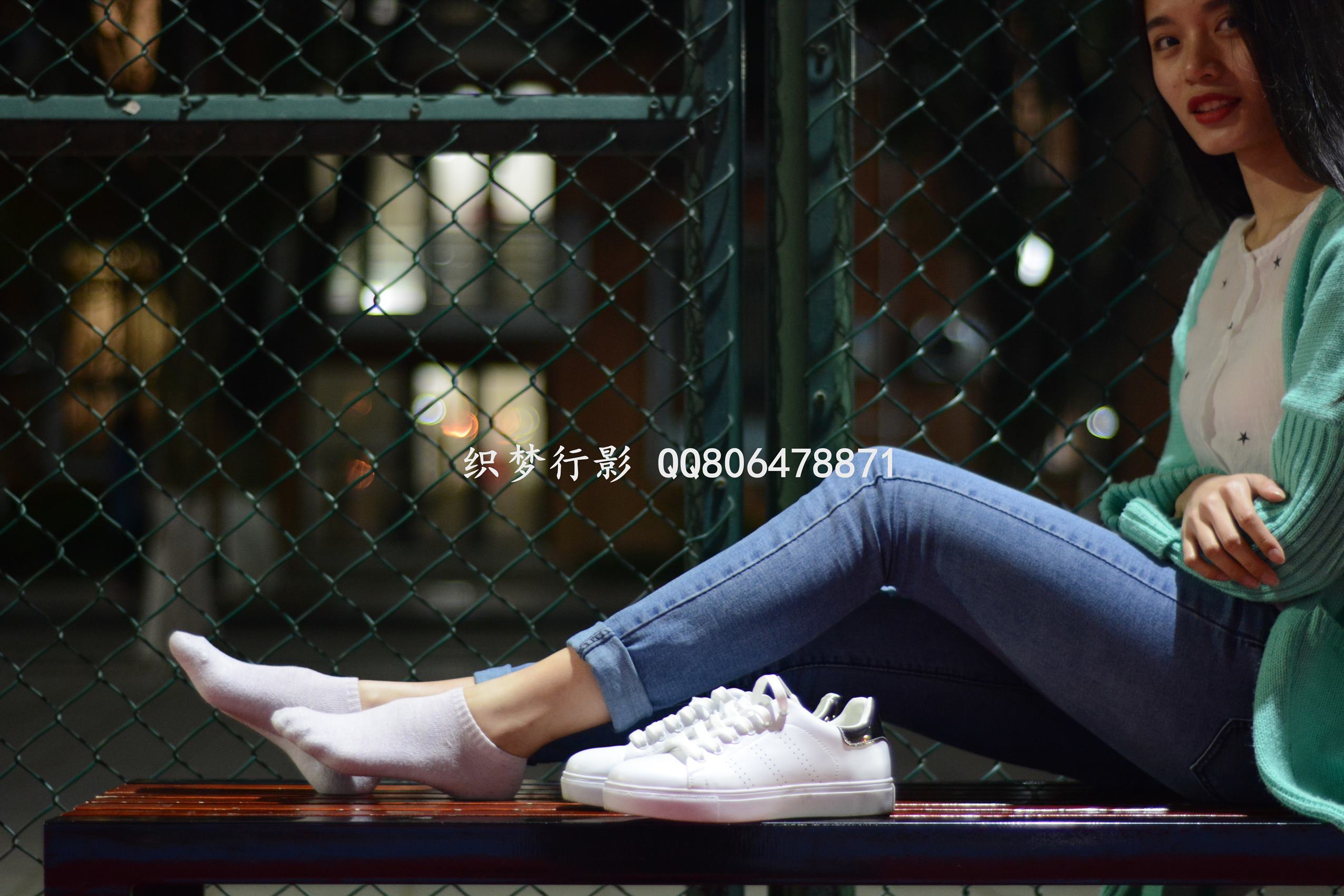 图片[131]-织梦行影@NO.014-第十四期 操场夜拍白袜小白鞋（夜拍）[171P] – 速更版-美库