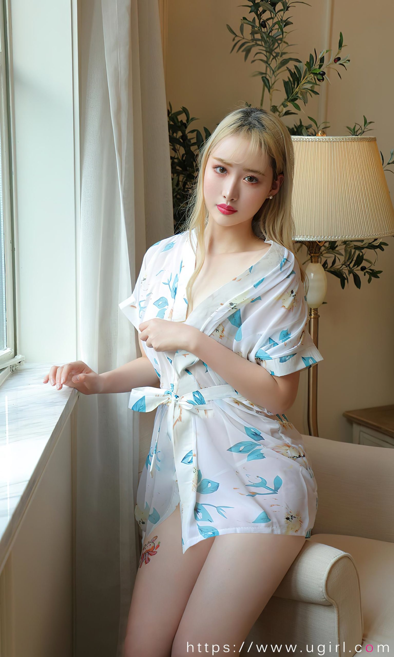 图片[24]-[爱尤物]2024 NO.2825 春光 兔哥[35P] – 速更版-美库