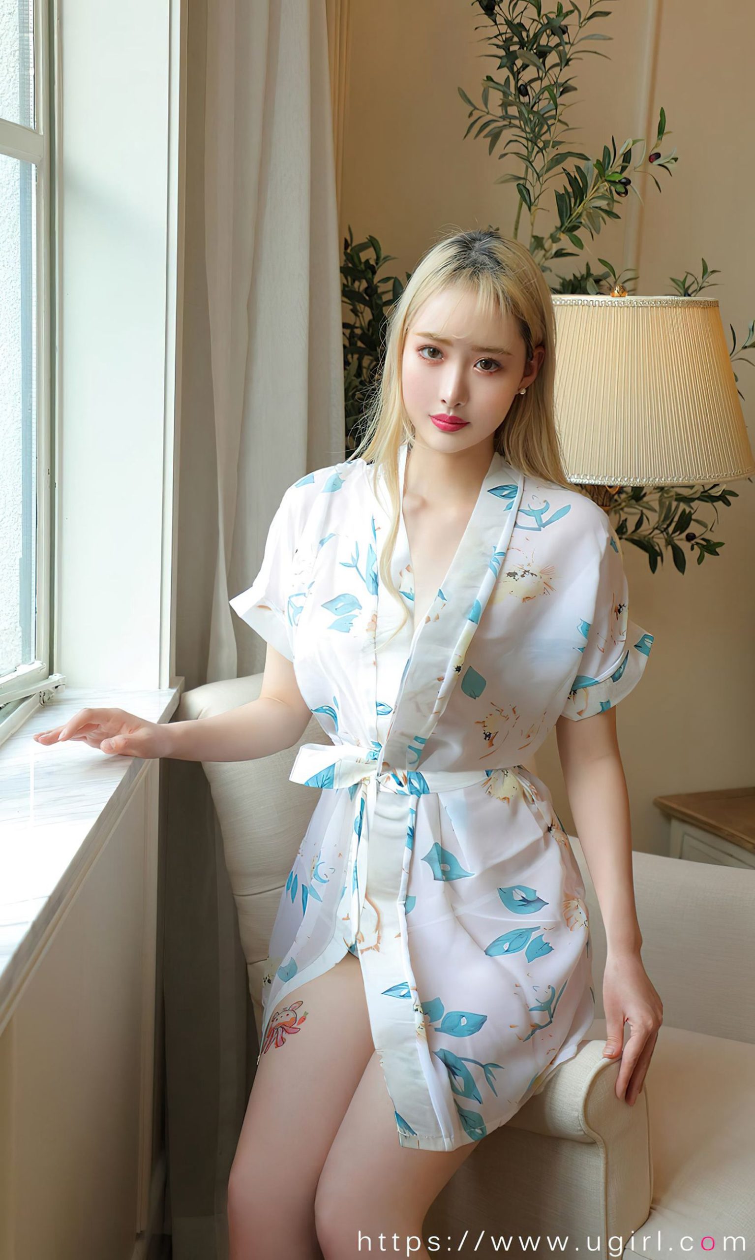 图片[36]-[爱尤物]2024 NO.2825 春光 兔哥[35P] – 速更版-美库