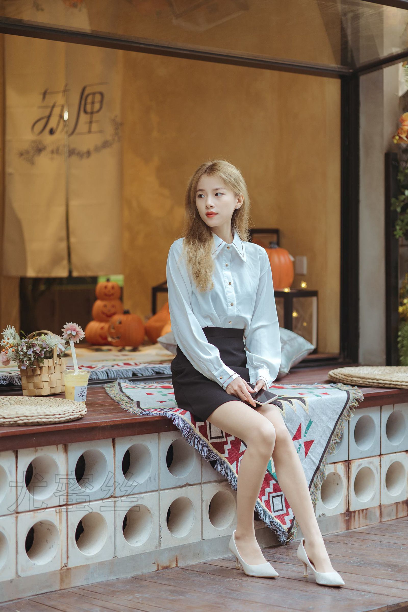 图片[31]-尤蜜丝 NO.085 穿搭推广展示图集[70P] – 速更版-美库