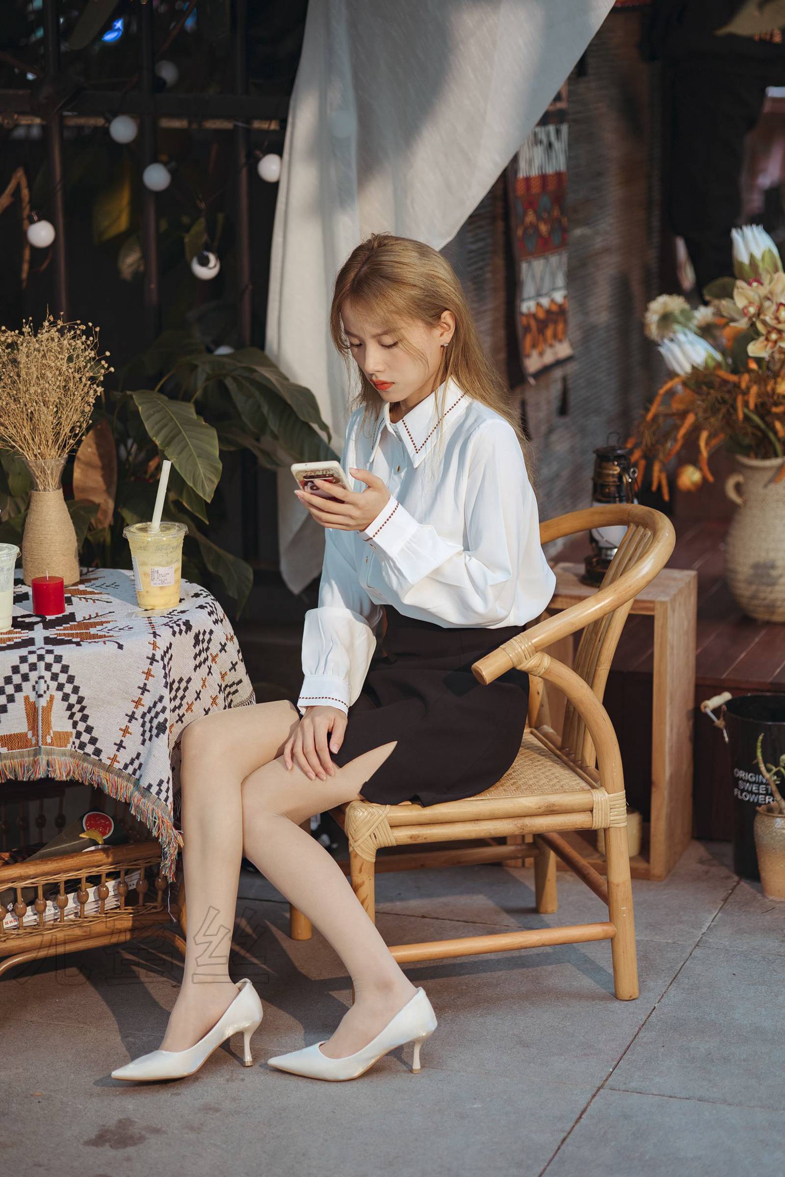 图片[35]-尤蜜丝 NO.085 穿搭推广展示图集[70P] – 速更版-美库