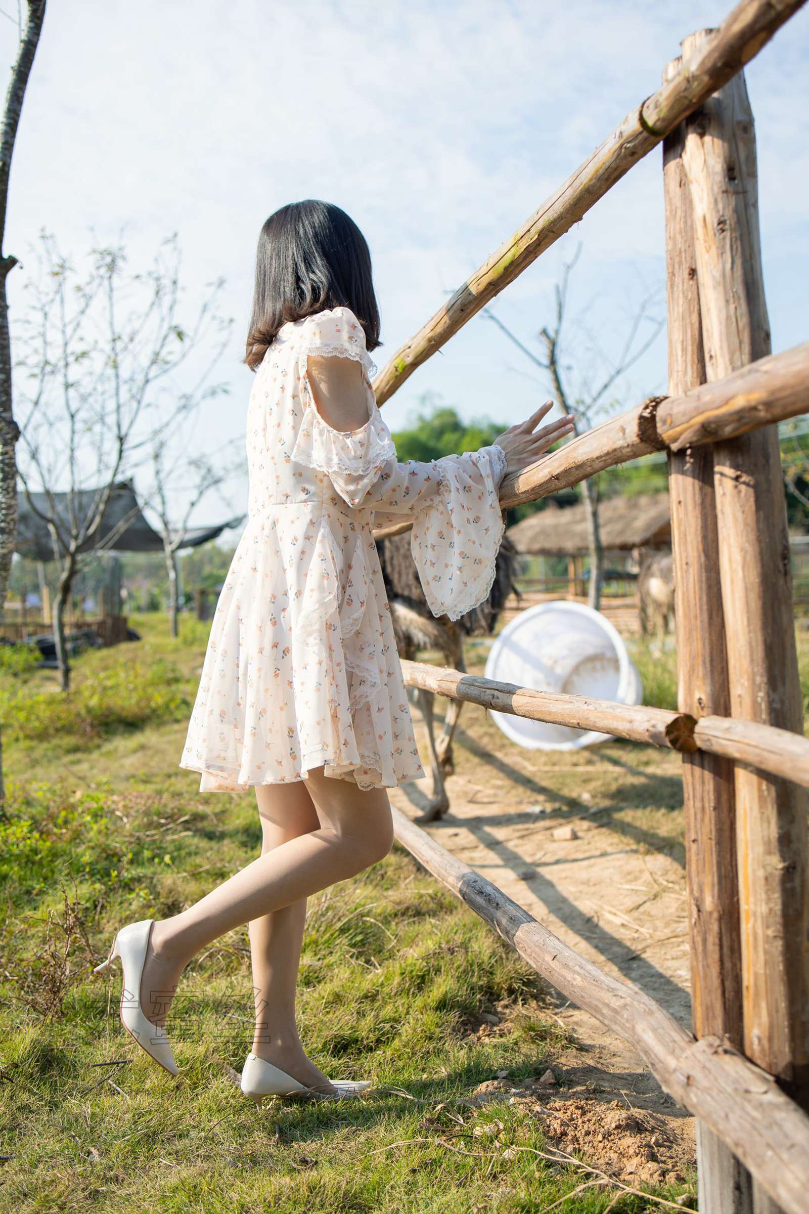 图片[23]-尤蜜丝 NO.086 穿搭推广展示图集[76P] – 速更版-美库