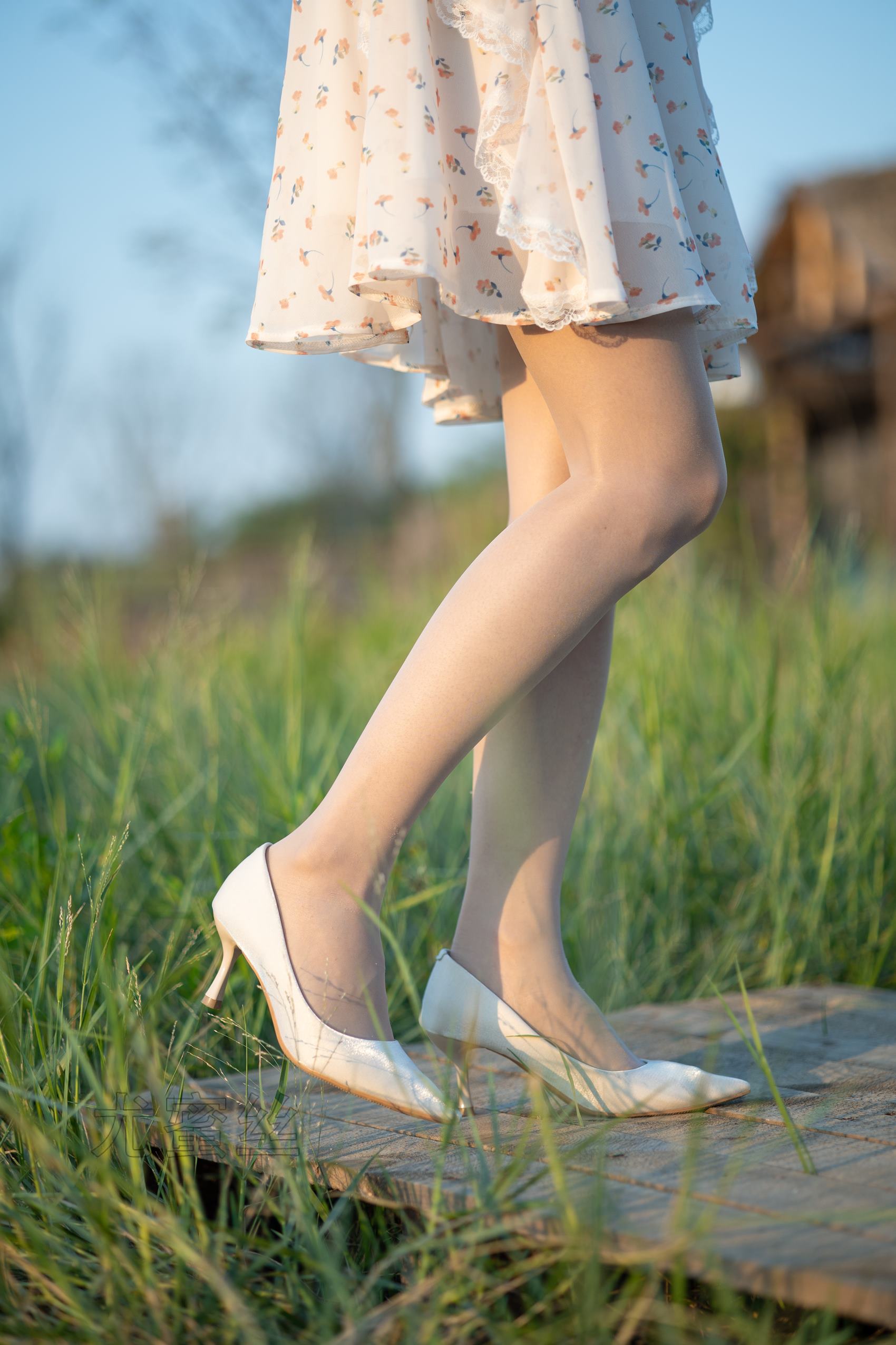 图片[71]-尤蜜丝 NO.086 穿搭推广展示图集[76P] – 速更版-美库