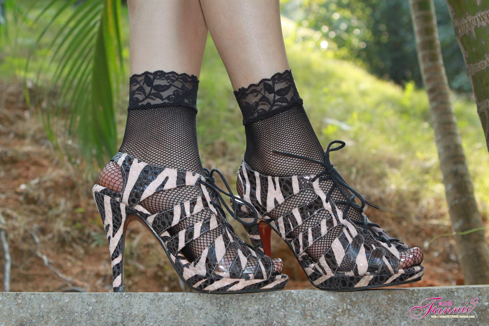 图片[27]-Fannie芬妮每足园 No.457 网不住的风情 黑网4[28P] – 速更版-美库