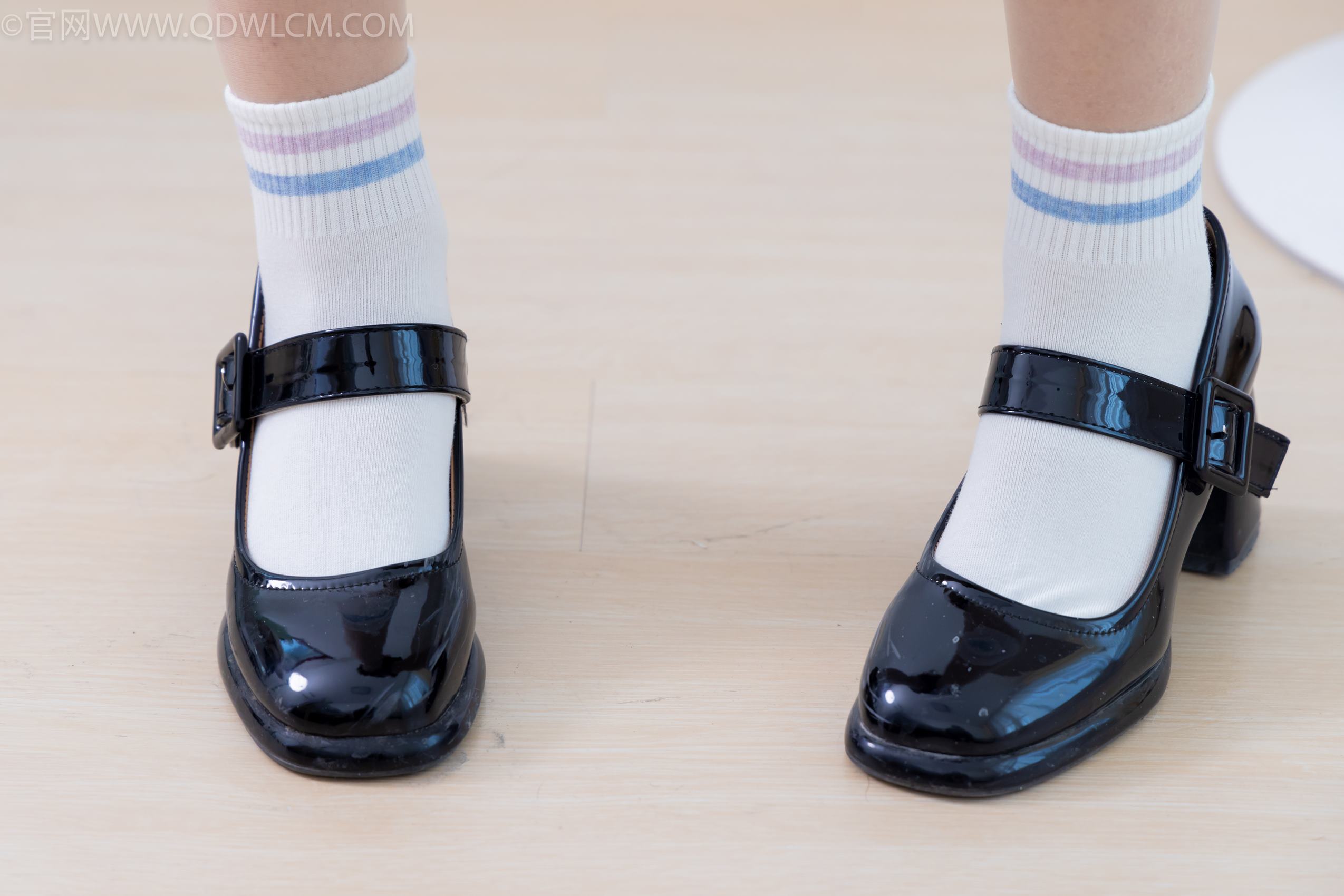 图片[15]-物恋传媒 NO.1934 茹茹-山茶花[156P] – 速更版-美库