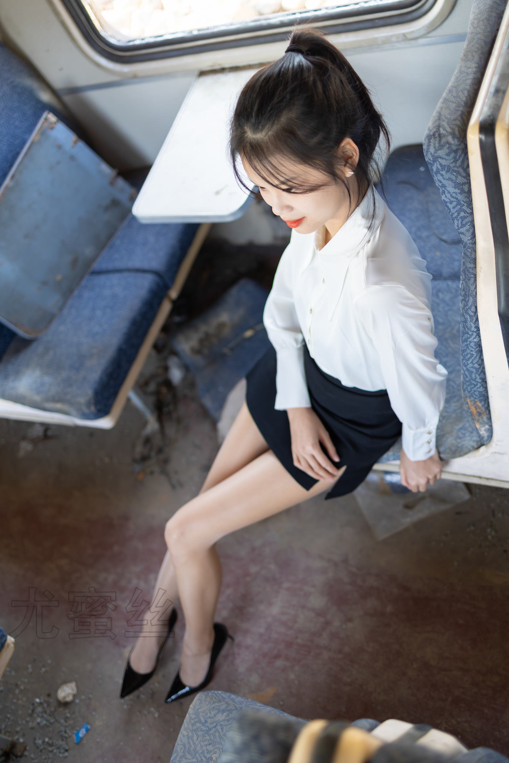 图片[10]-尤蜜丝 NO.089 穿搭推广展示图集[102P] – 速更版-美库