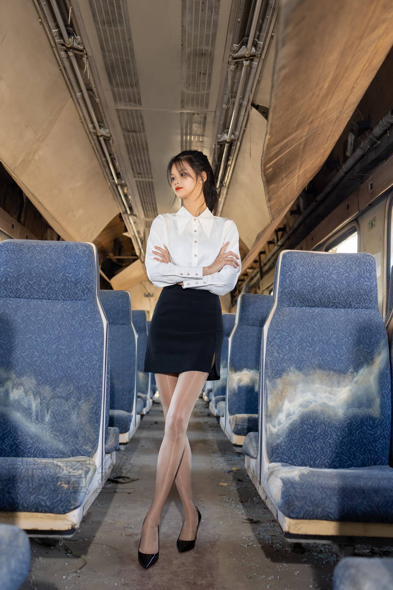 图片[11]-尤蜜丝 NO.089 穿搭推广展示图集[102P] – 速更版-美库