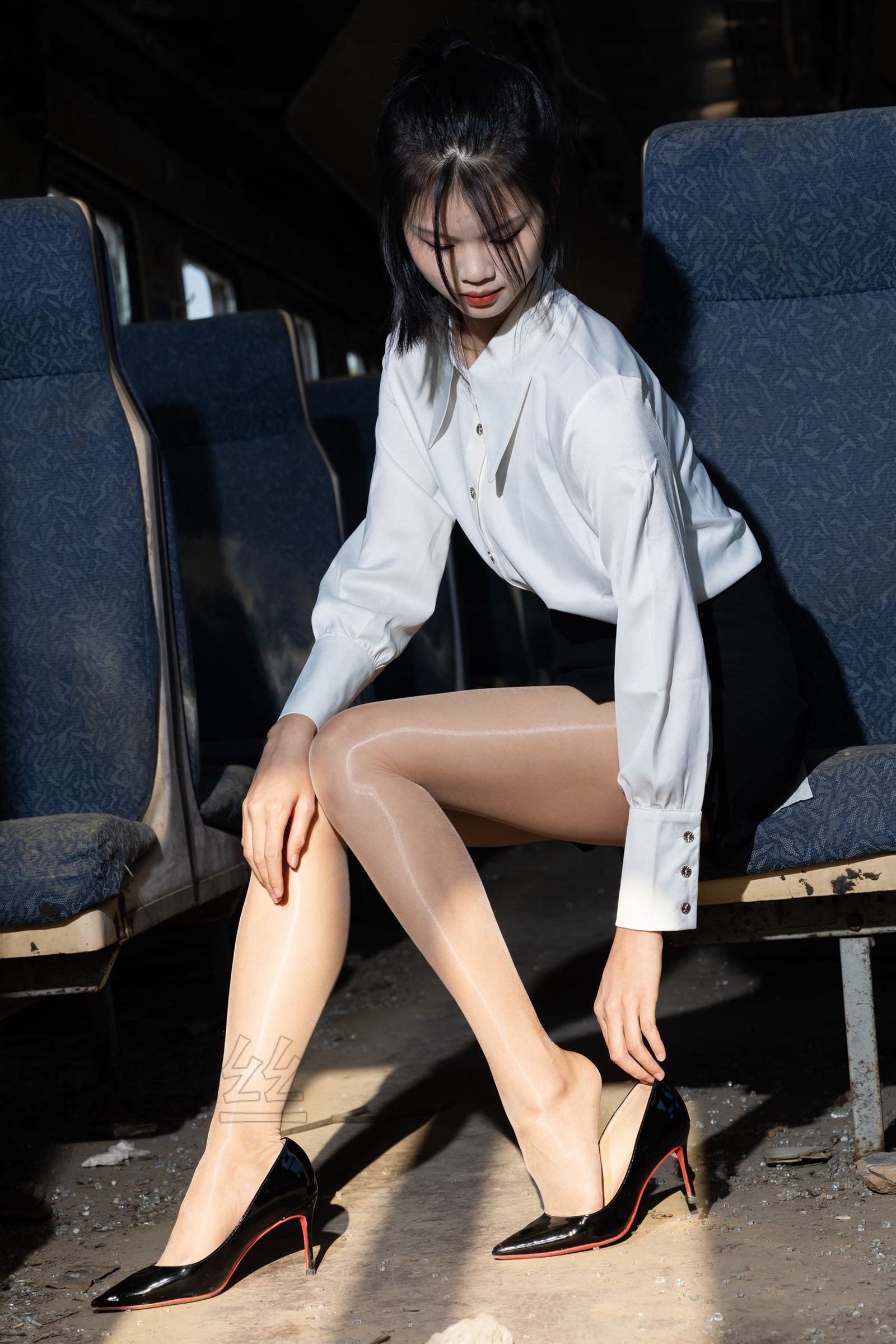 图片[30]-尤蜜丝 NO.089 穿搭推广展示图集[102P] – 速更版-美库