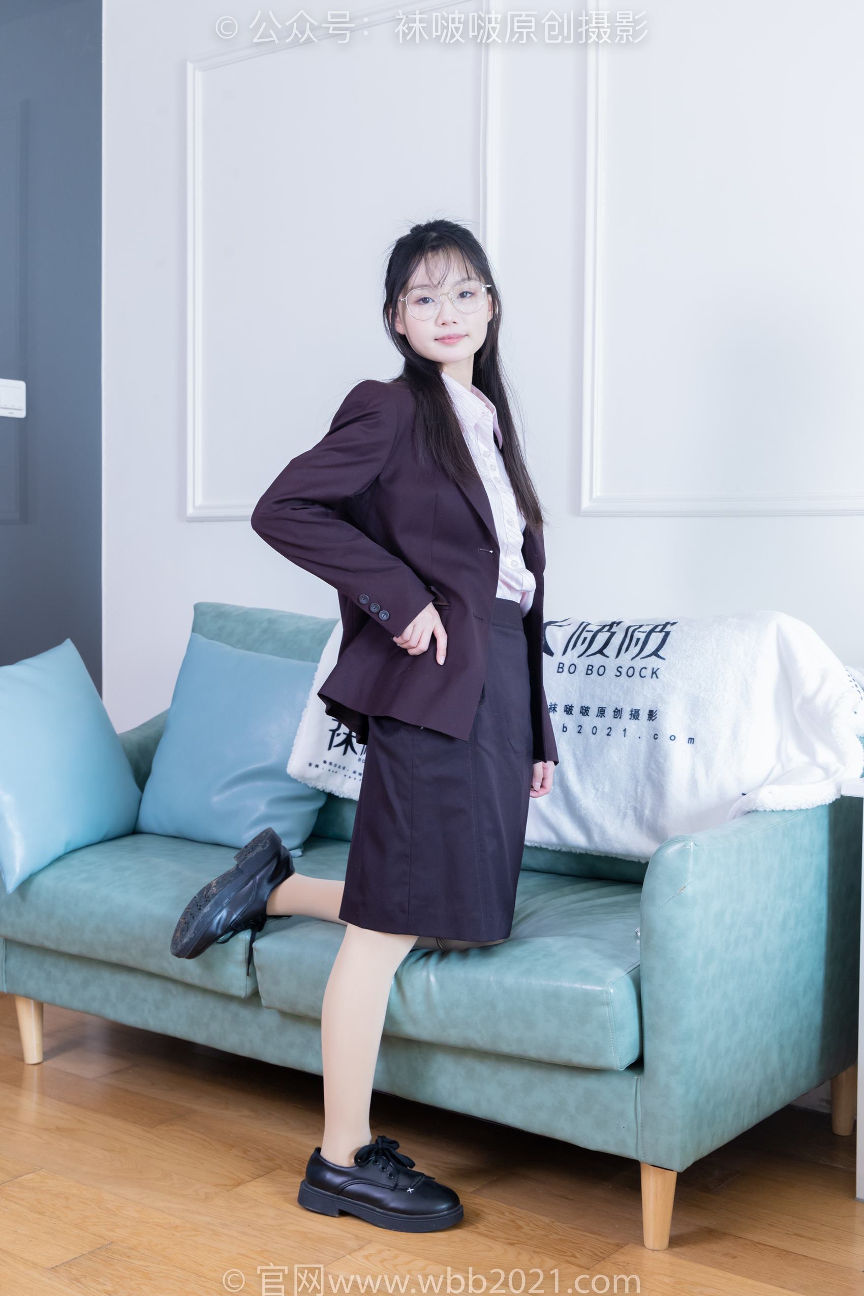 图片[12]-[BoBoSocks袜啵啵]NO.362 甜甜圈-两双皮鞋、厚肉丝、厚黑丝、ol制服[230P] – 速更版-美库