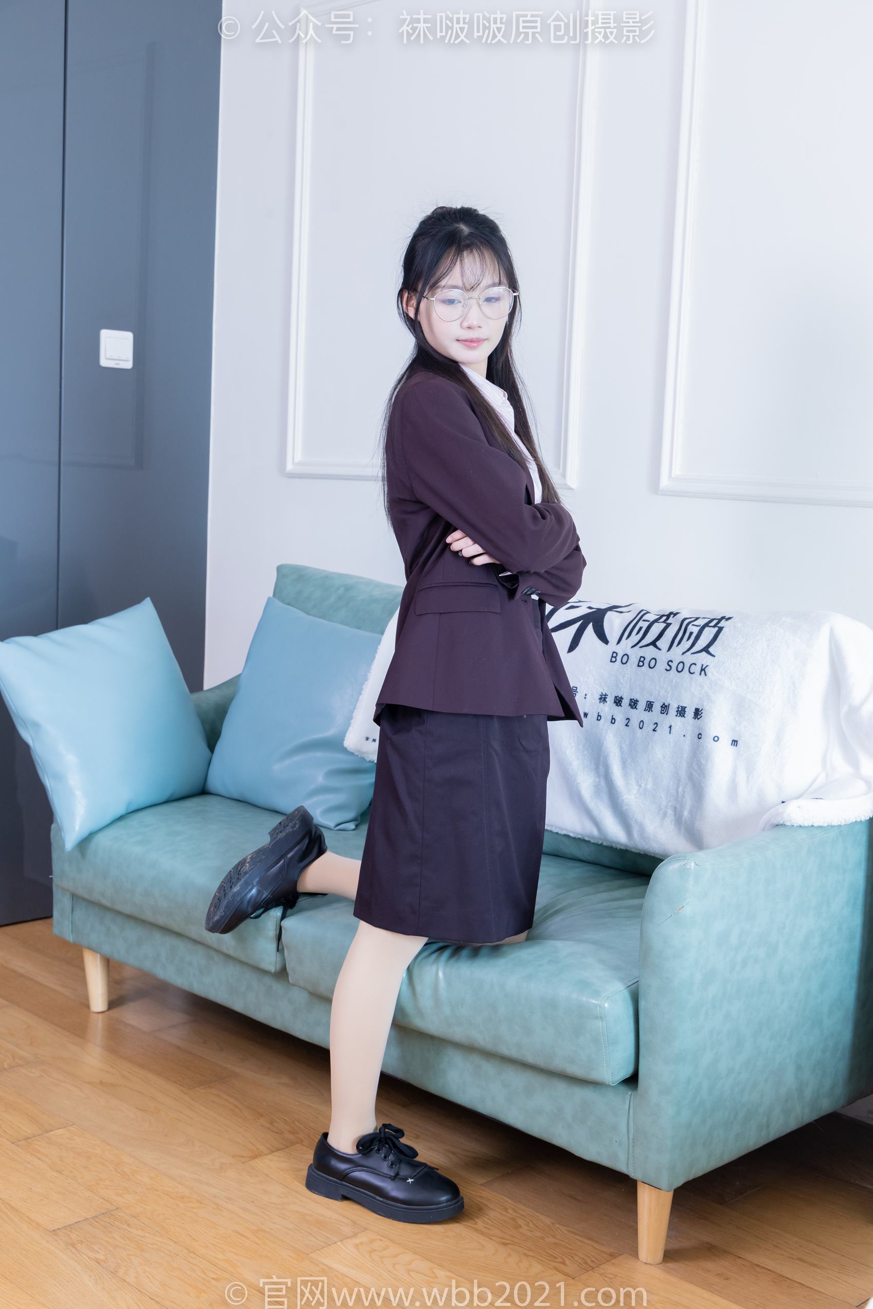 图片[13]-[BoBoSocks袜啵啵]NO.362 甜甜圈-两双皮鞋、厚肉丝、厚黑丝、ol制服[230P] – 速更版-美库